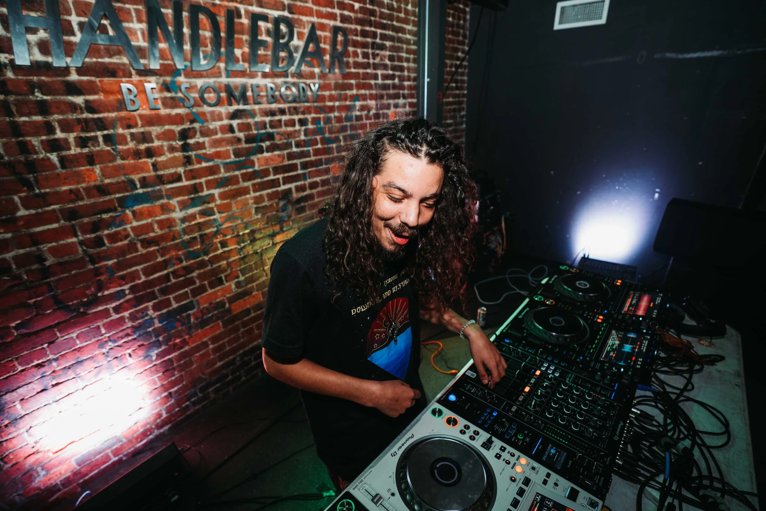 dannyteemedia-7305778.JPG