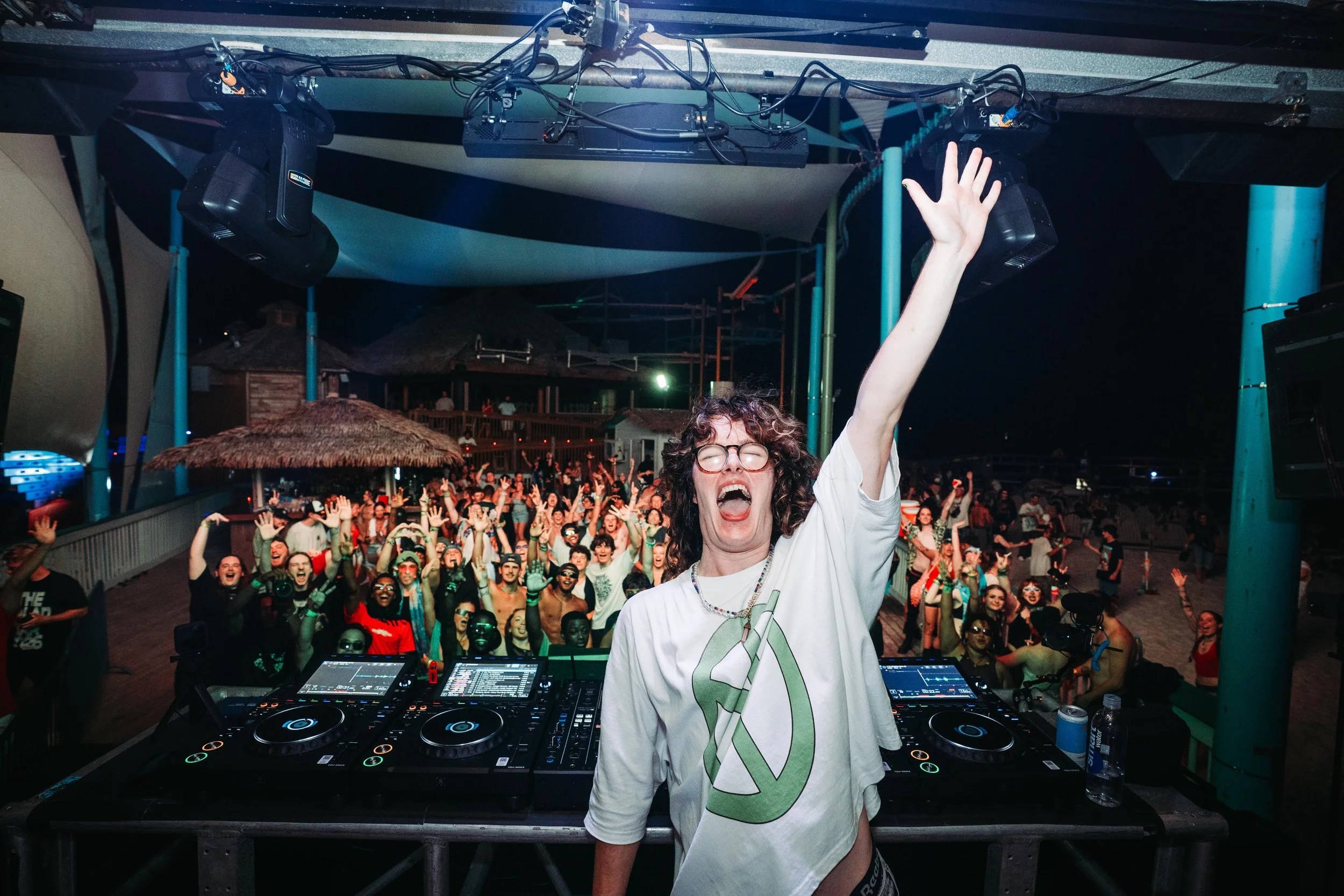 dannyteemedia-7308207.JPG