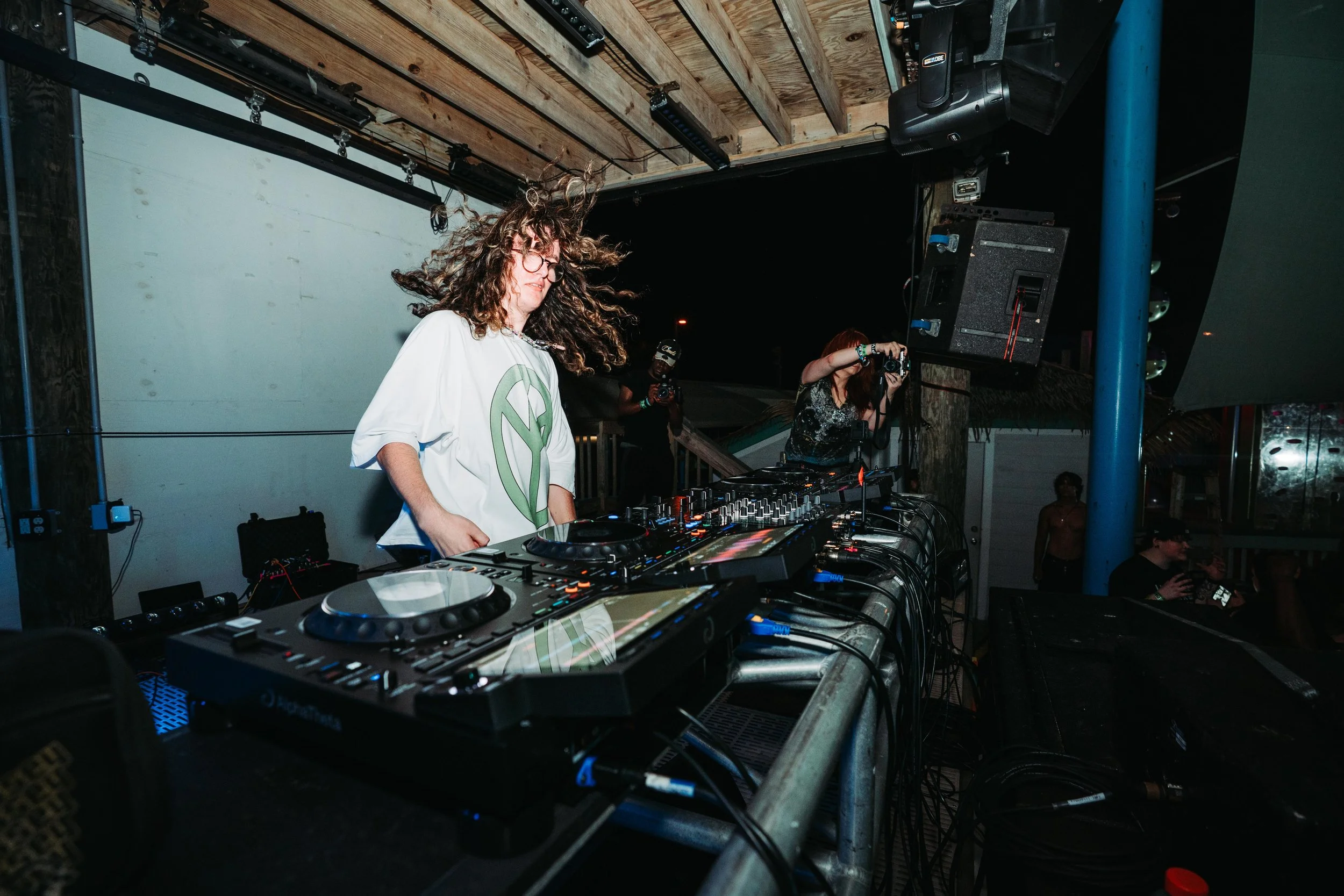 dannyteemedia-7307818.JPG