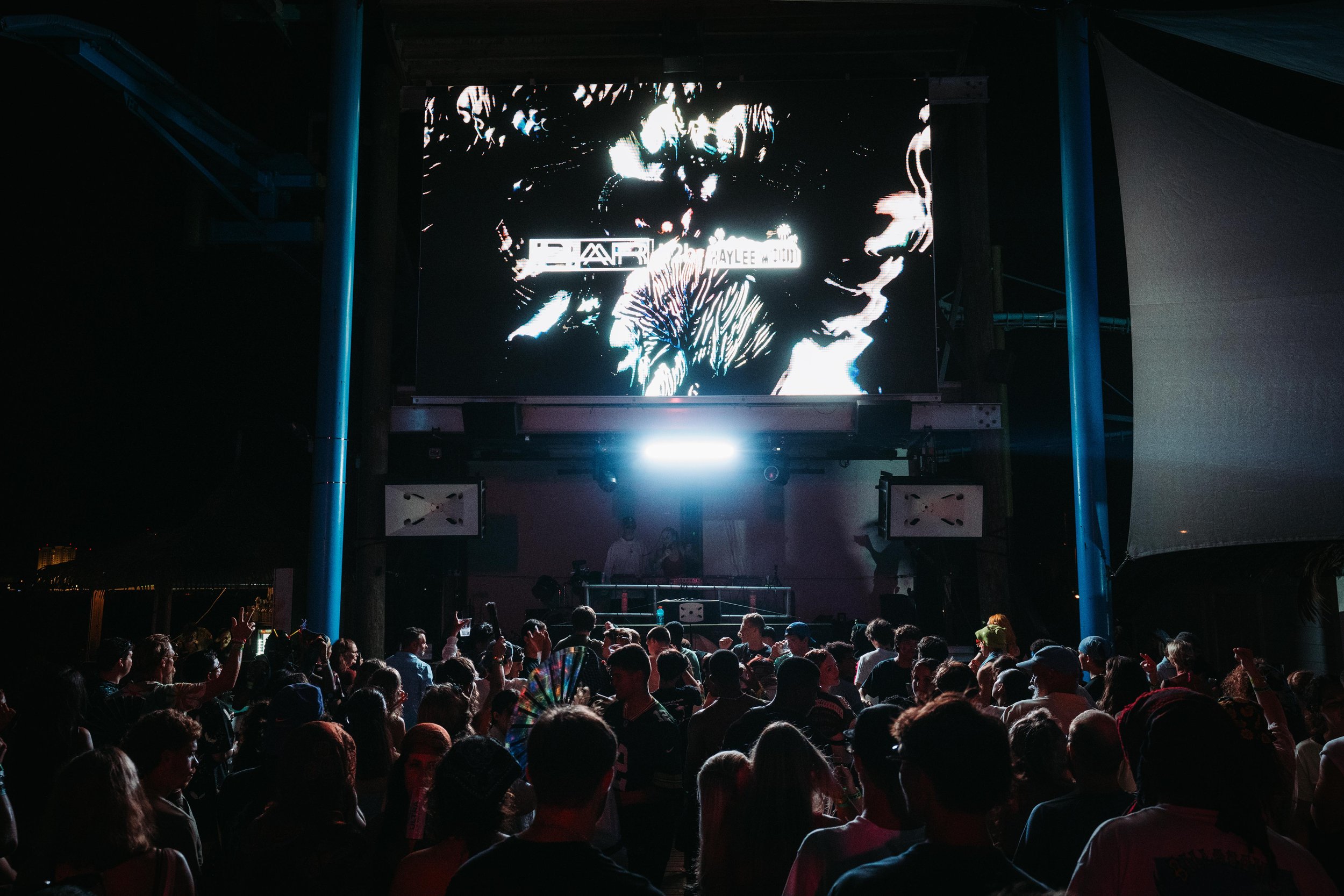 dannyteemedia-7307570.JPG