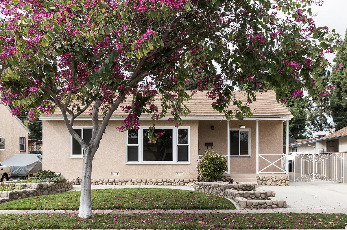 5413 Dunrobin Ave_0001.jpg