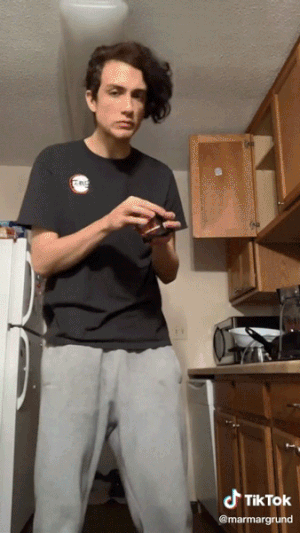 ReactionGIF_9.gif