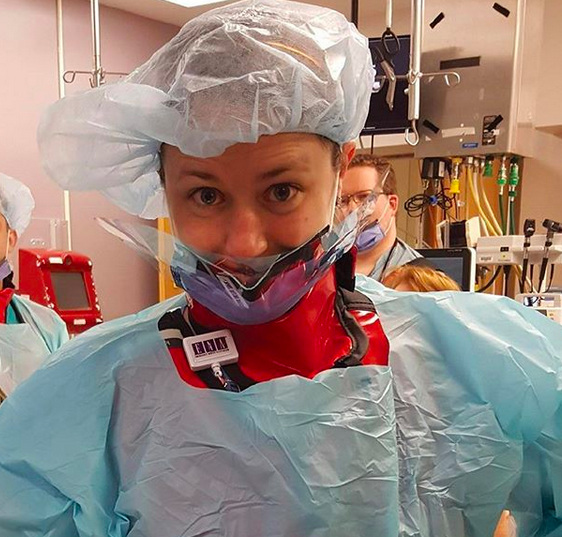 Lauren rocking some PPE as she prepares to jump into a trauma case.