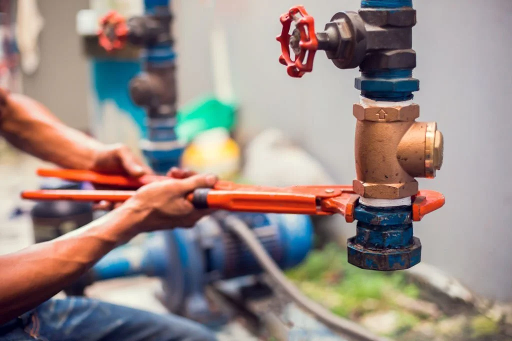 How To Schedule Work For A Full-Service Plumbing Company