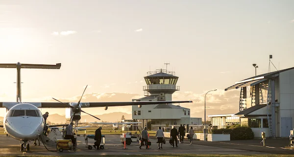 Passengers disembarking at Gisborne © Eastland Group
