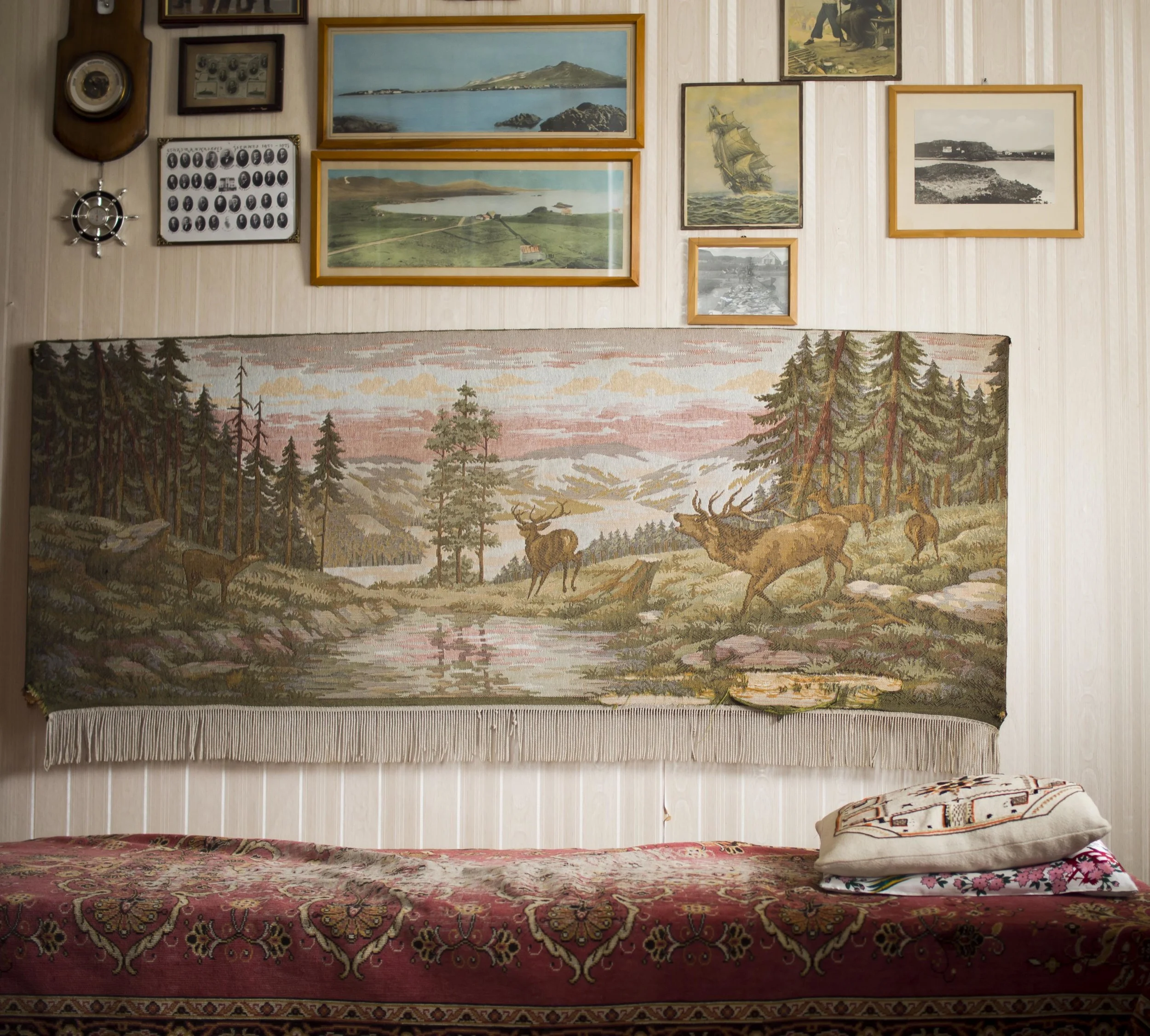 ArtistResidencyPic-HomePage.jpg