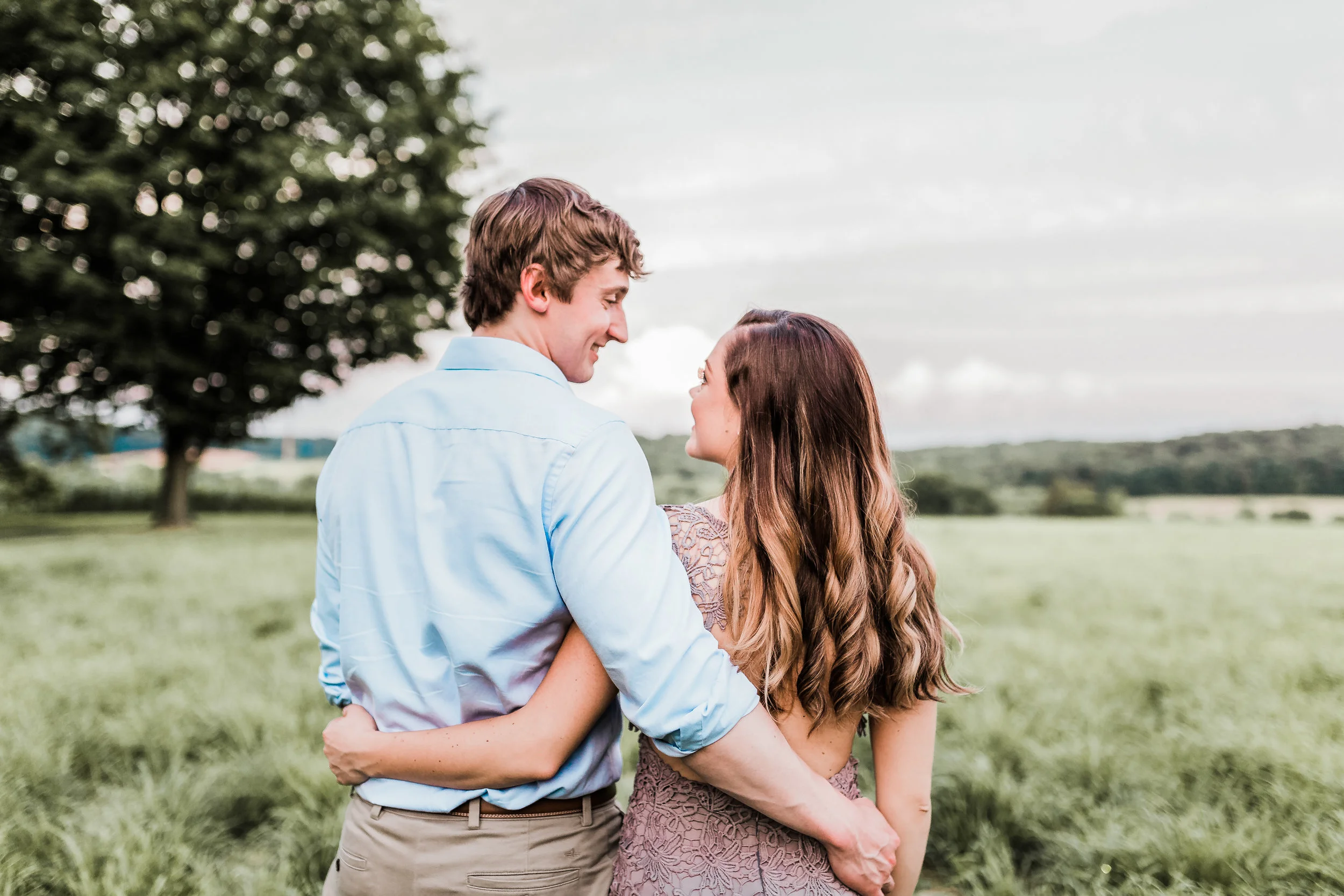 Engagement session couple smiling