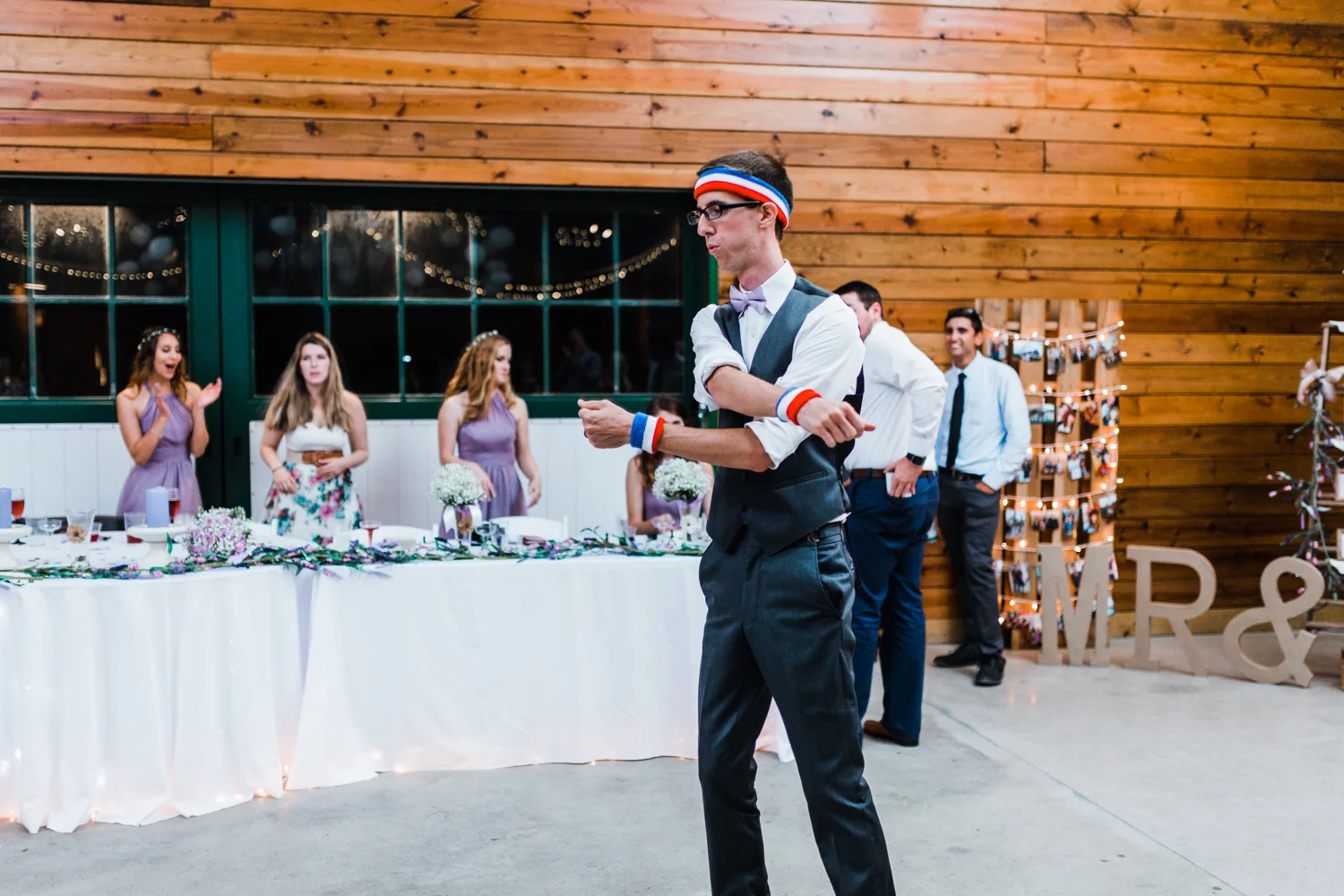 funny groom - garter - maryland wedding