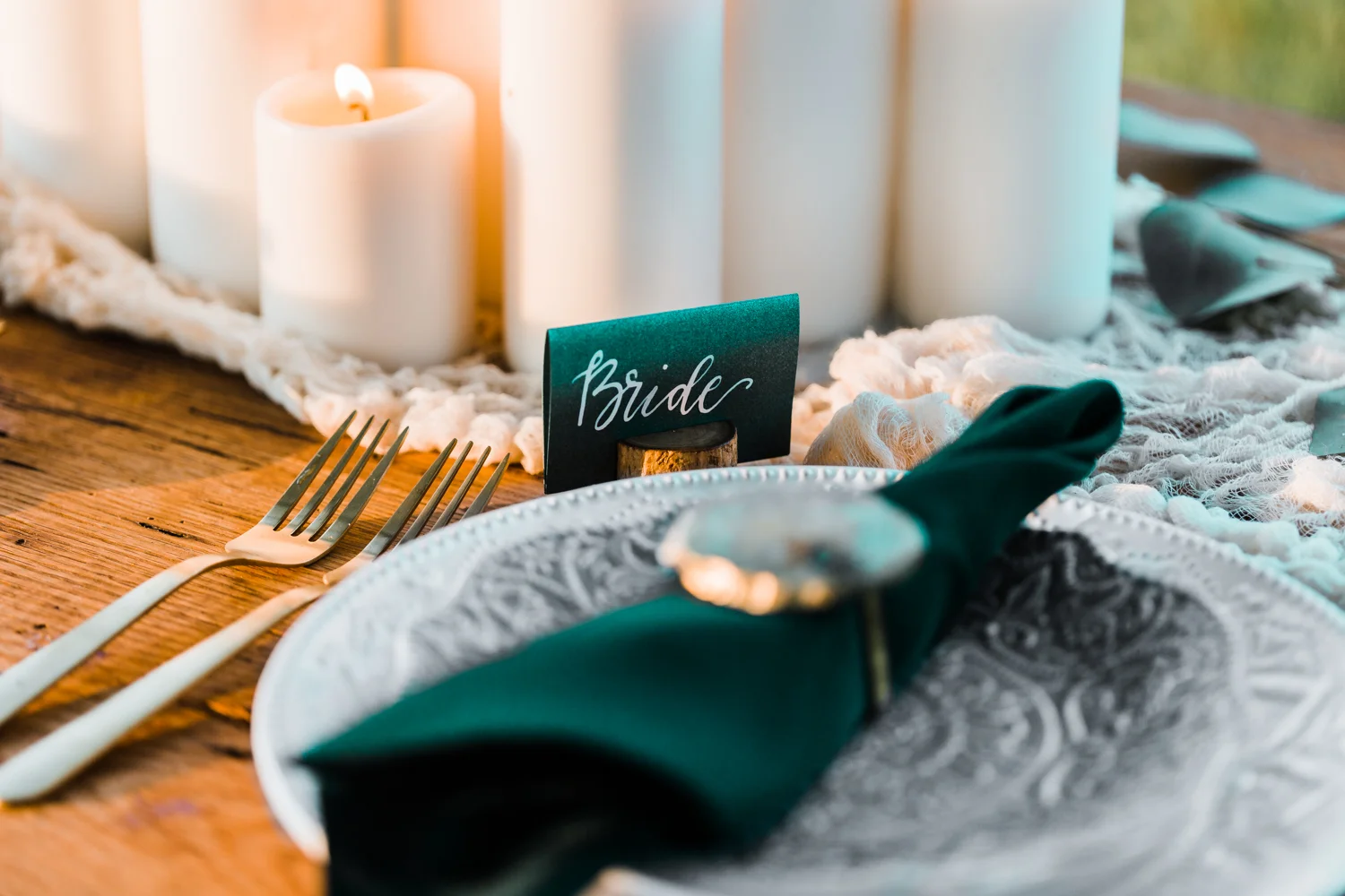 place card ideas - top calligrapher in maryland - EC Letters - wedding table settings ideas