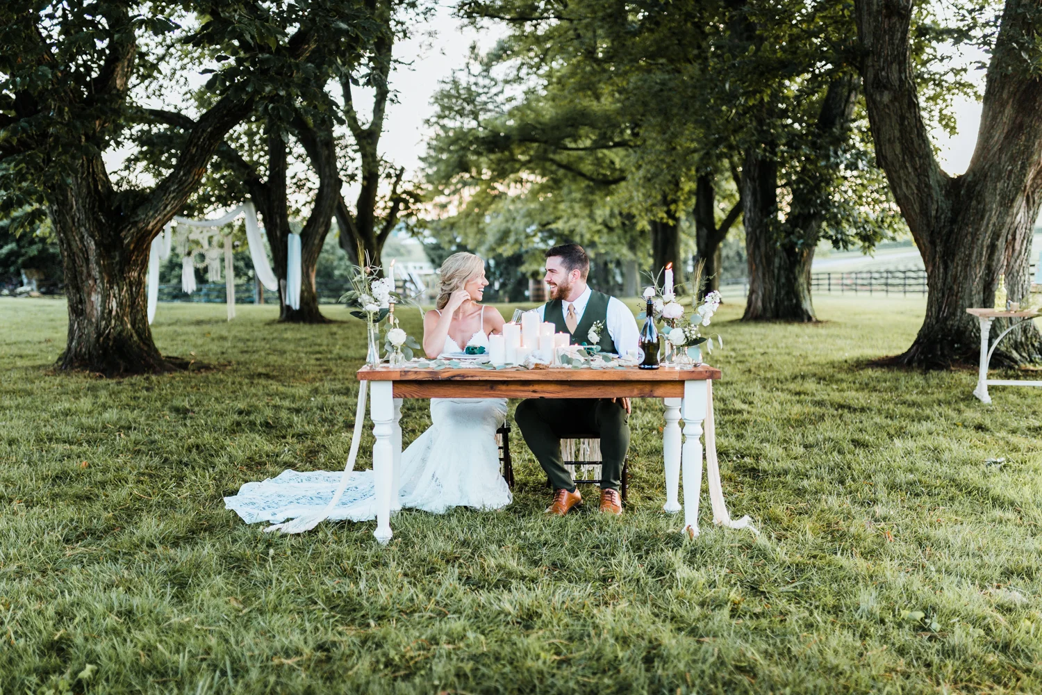 green emerald and gold weddings - styled shoot - geode wedding ideas - cheesecloth table runner