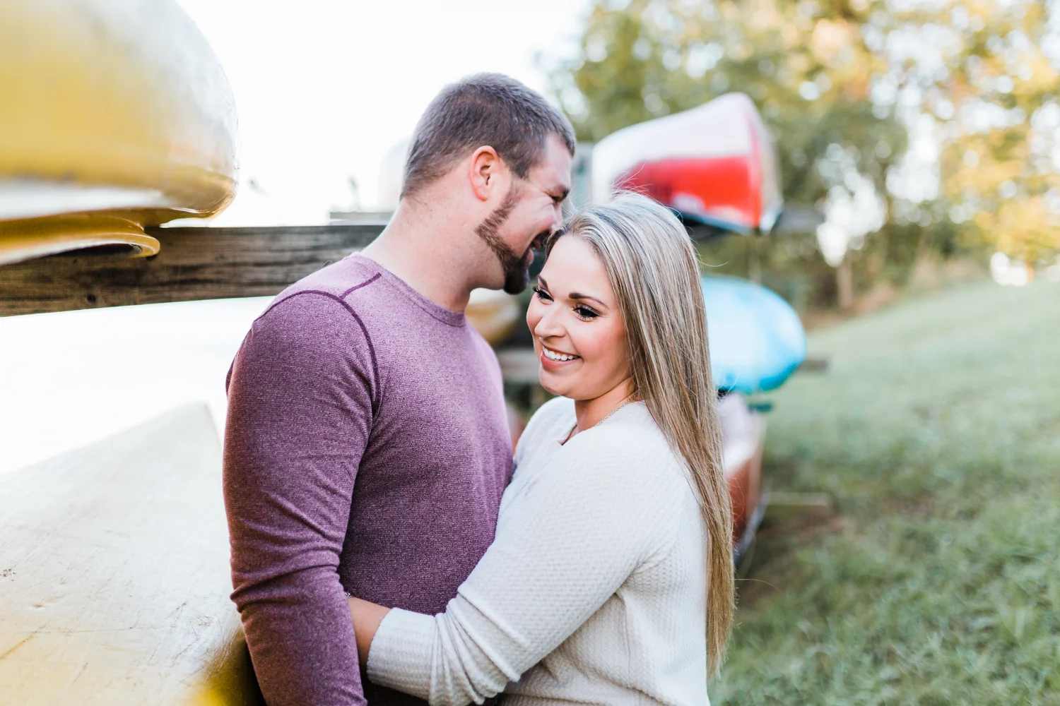 Maryland fall engagement session - canoe engagement photo ideas