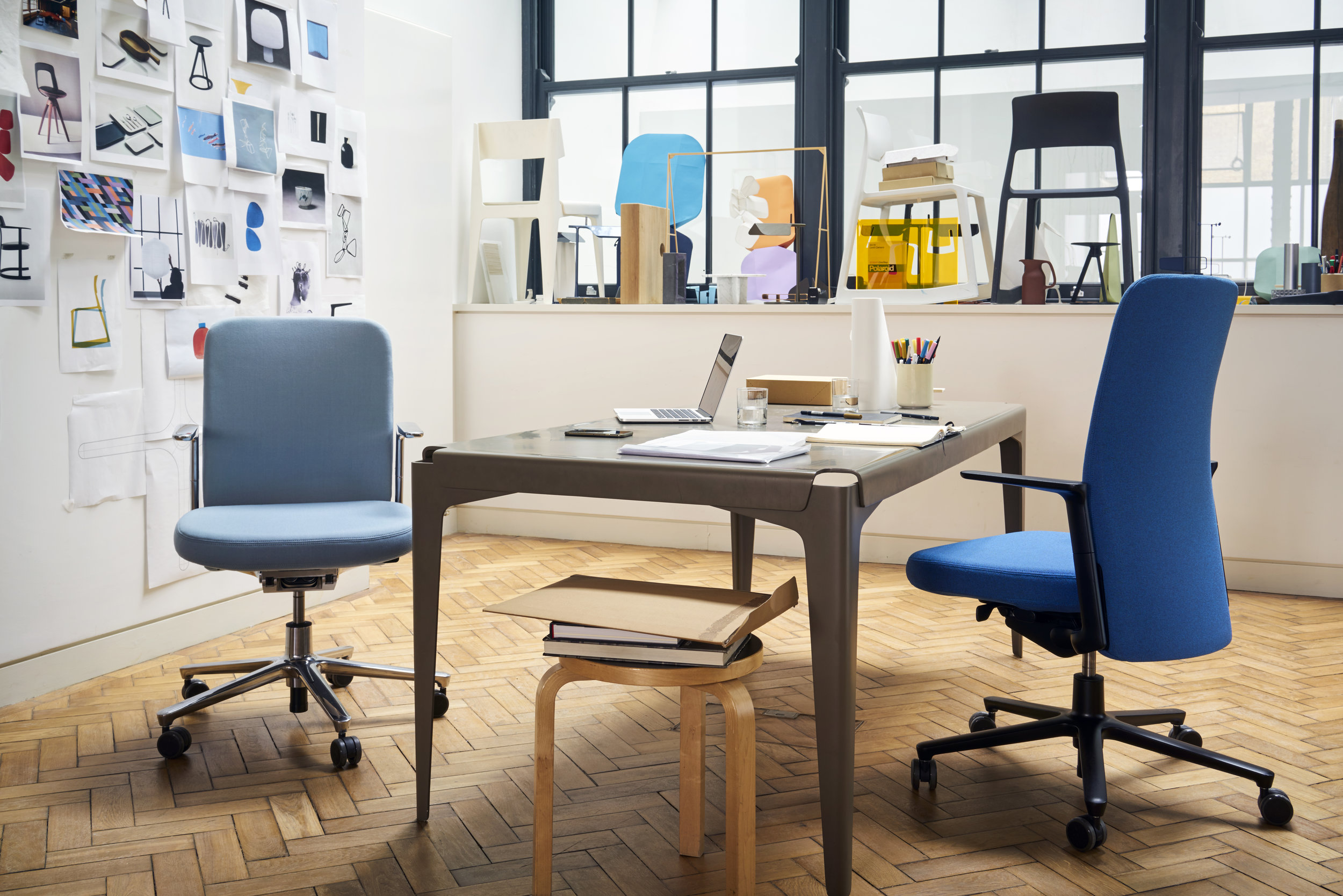 Pacific Chair Studio Barber Osgerby_1627459_master.jpg