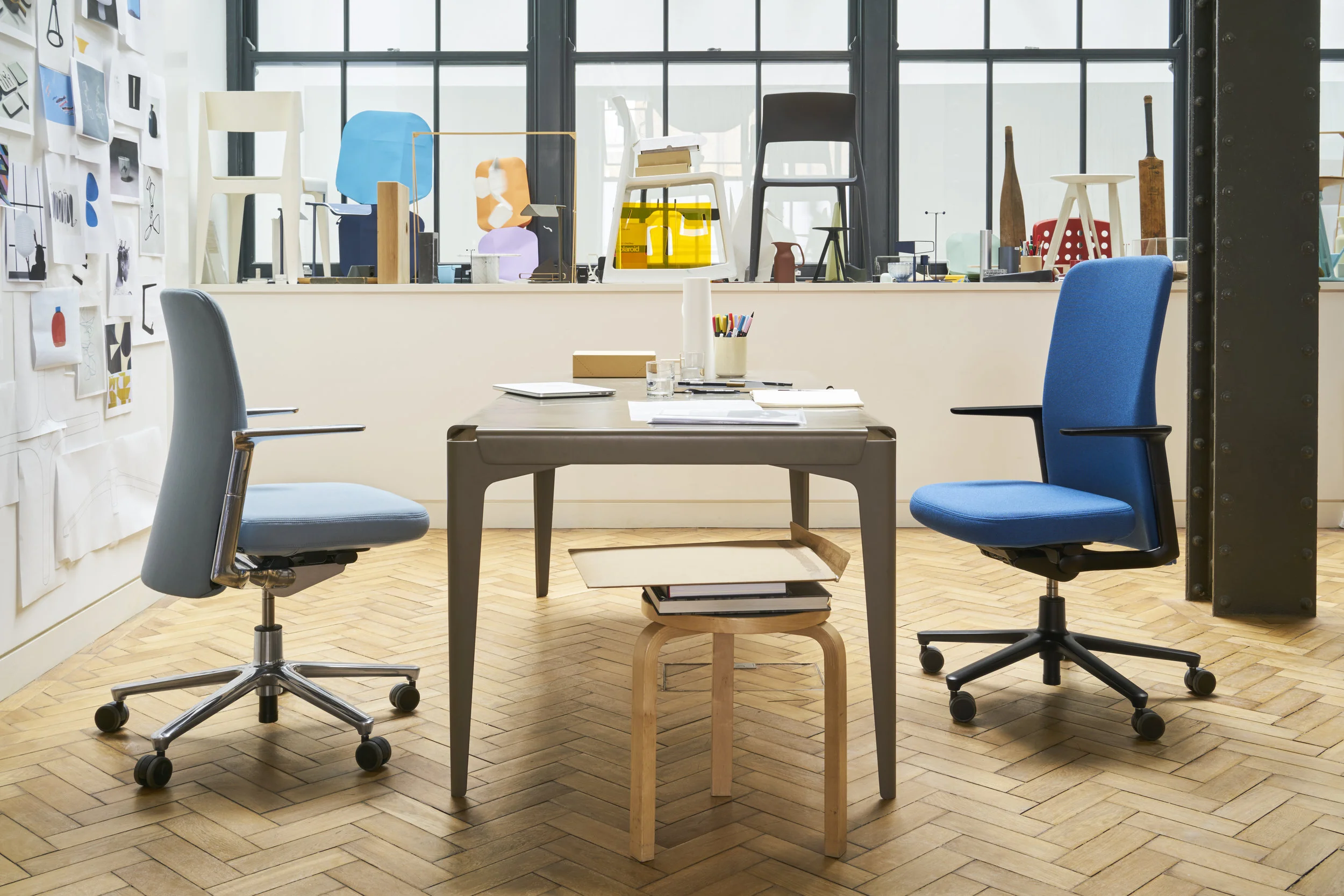 Pacific Chair Studio Barber Osgerby_1678708_master.jpg