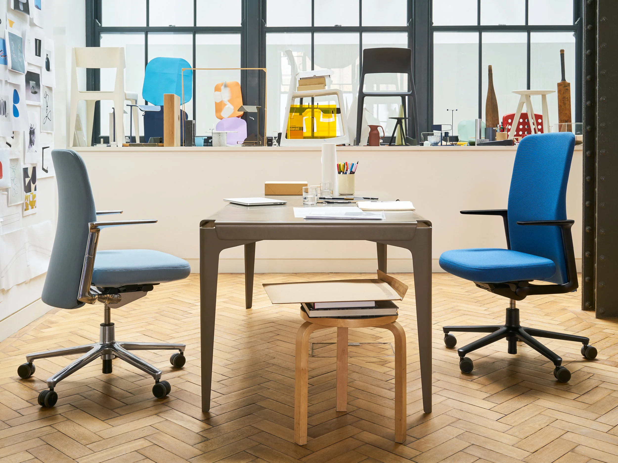 Pacific Chair Studio Barber Osgerby_web_4-3_1770471_master.jpg