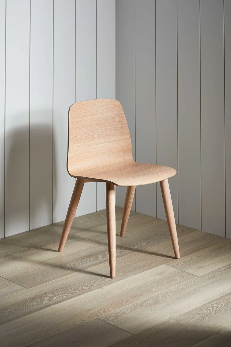 At Leland, we design furniture for good living. Inspired by our home state of Michigan, everything we need surrounds us—the company we keep, the nature outside our door, and the satisfaction of crafting by hand.