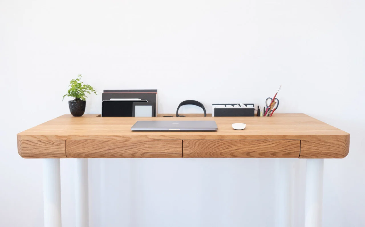 Otelier Height-Adjustable Tables Elevate the Standing Desk for Home
