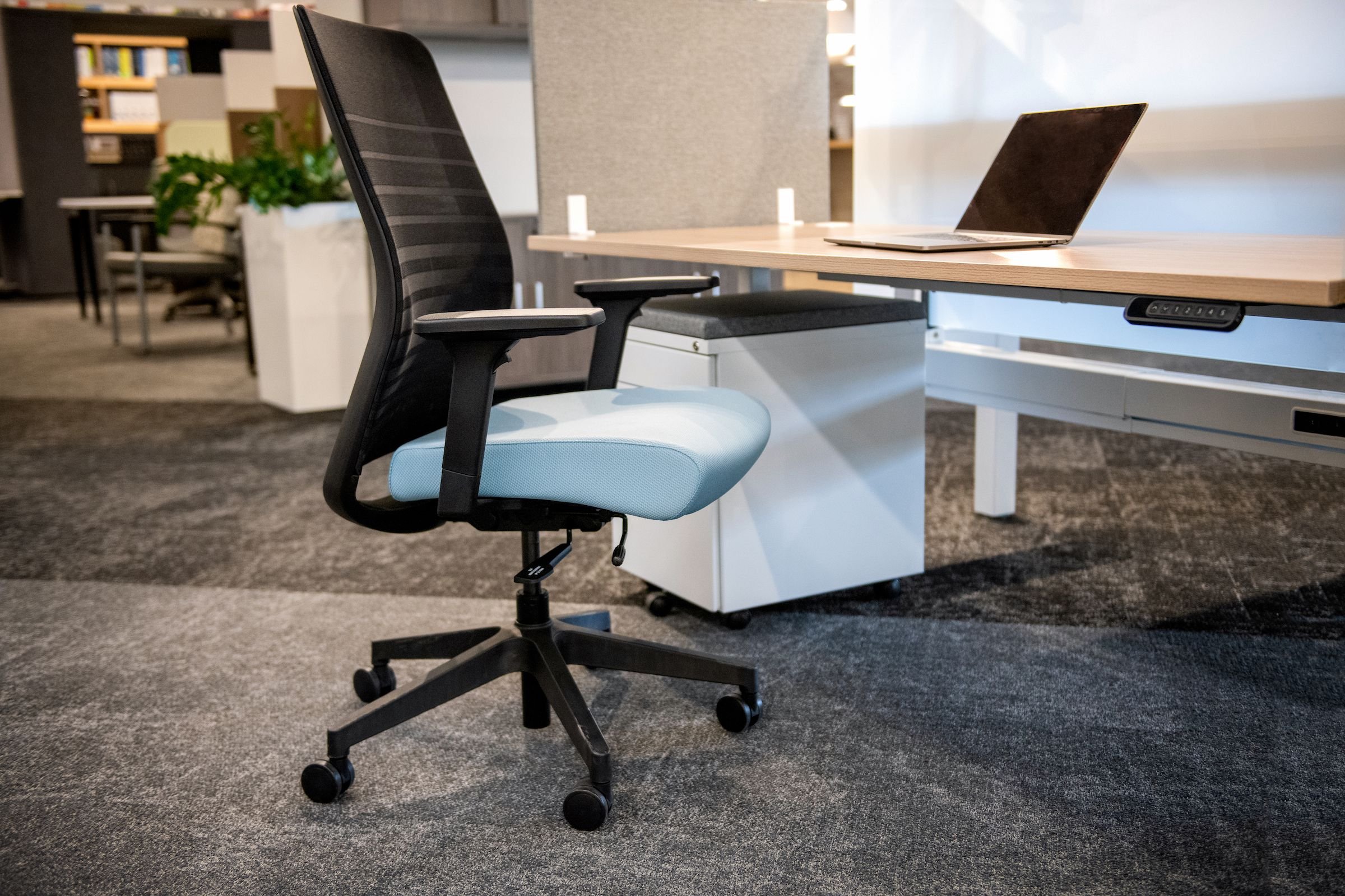 Clear Design Launches The Ventus Task Chair