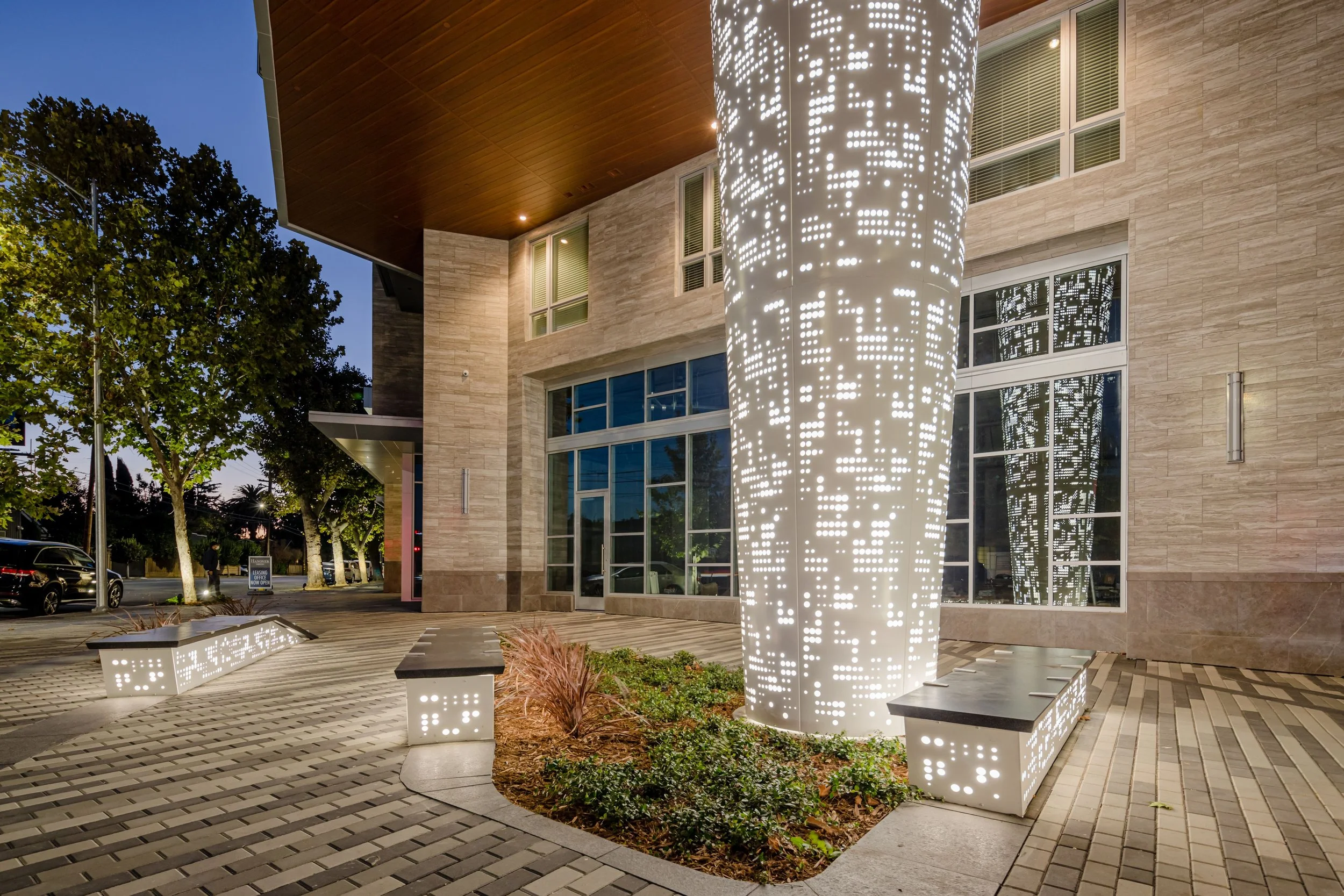 Móz Designs is the Metal Solutions Resource for Contractors