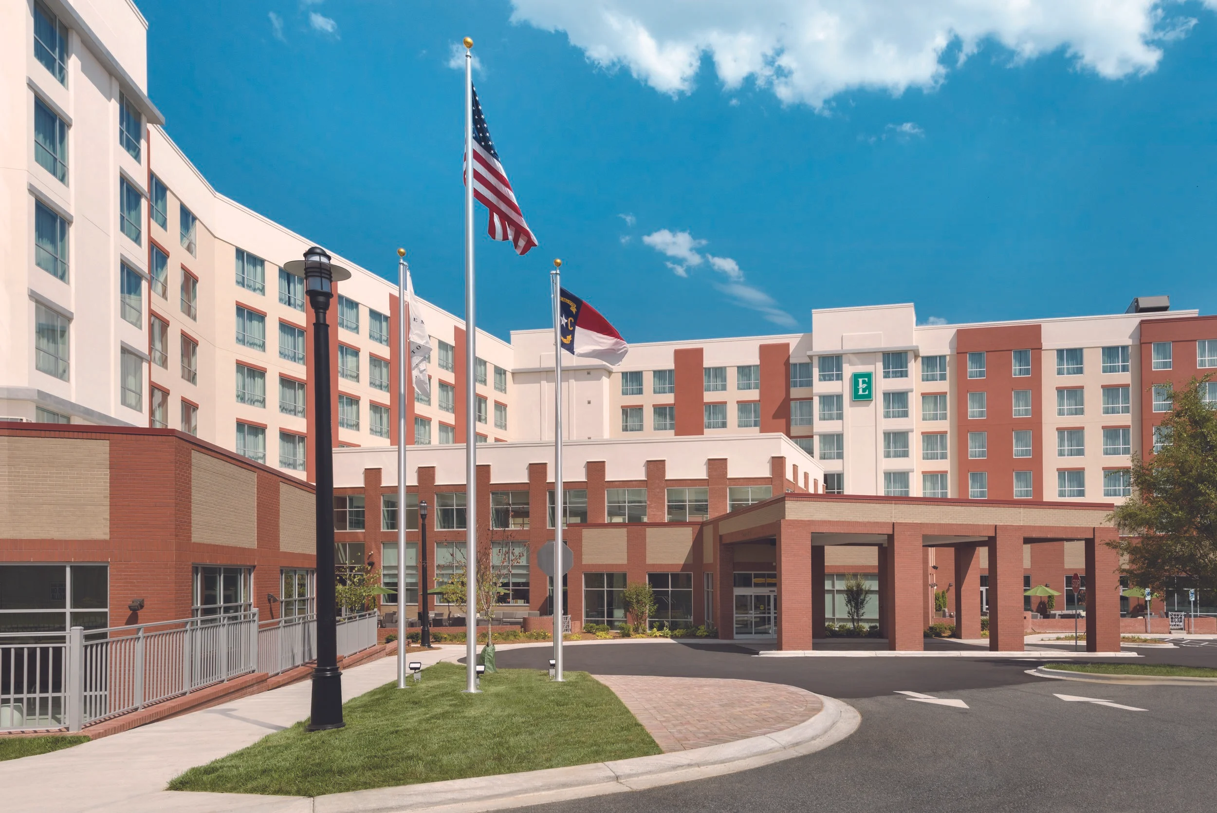 Embassy Suites Charlotte Ayrsley - Exterior - 1039966.jpg