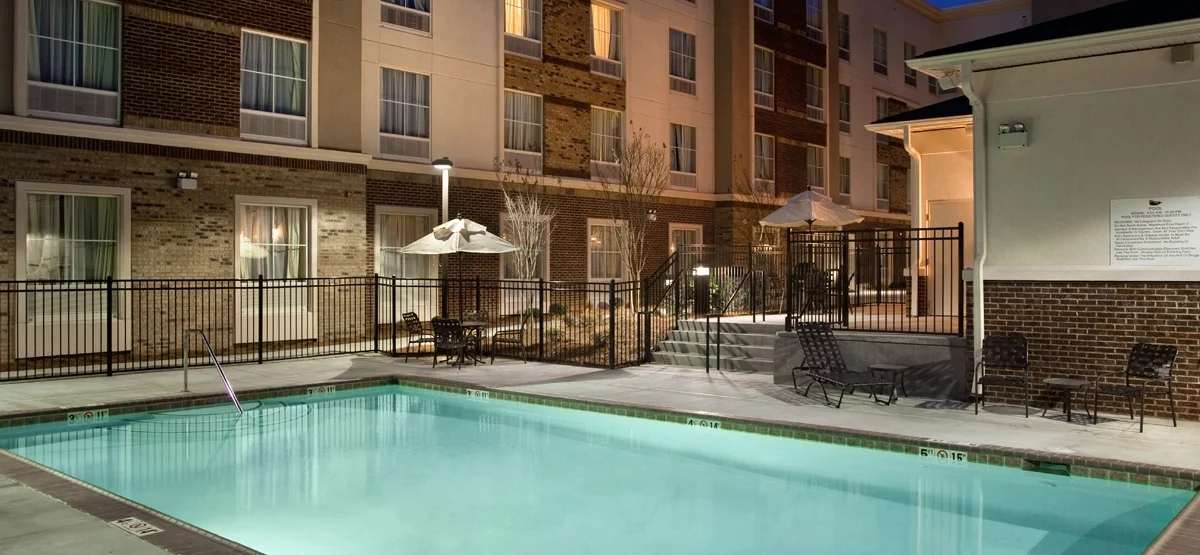 HWS-Outdoor Pool.jpg