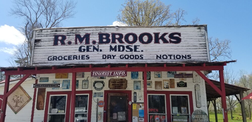 RM Brooks Store