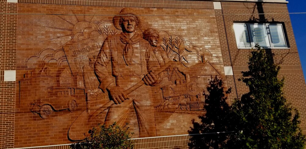 Jumbo Well Brick Mural