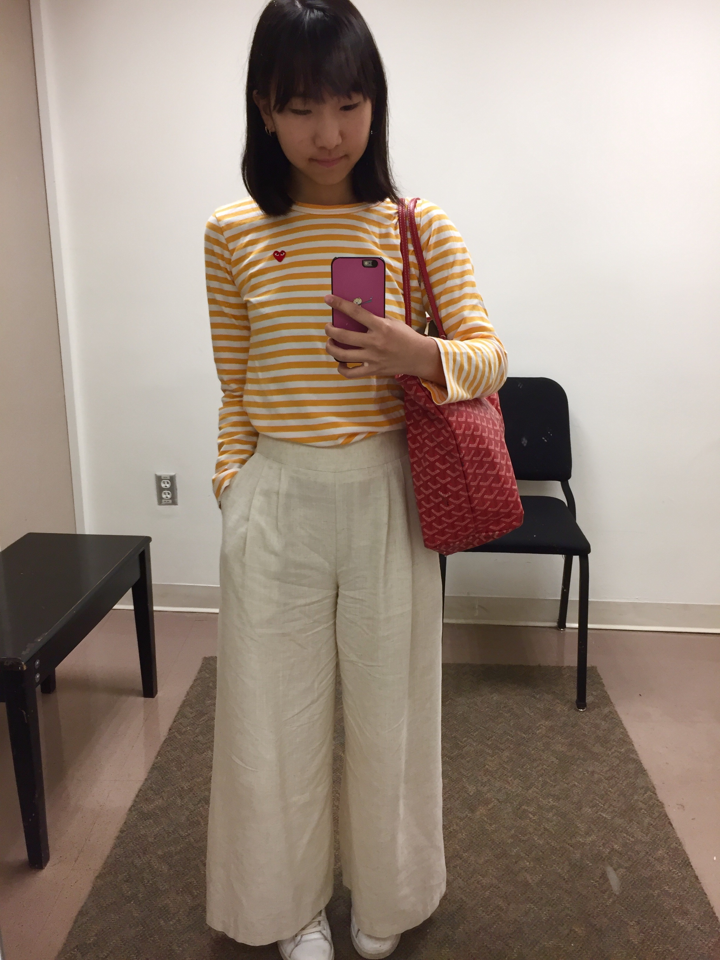 I luv these big pants.