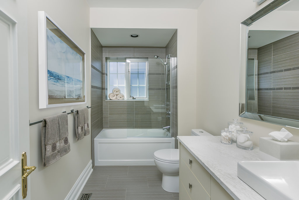 MBI_Dunvegan_Bathroom-7 WEB.jpg
