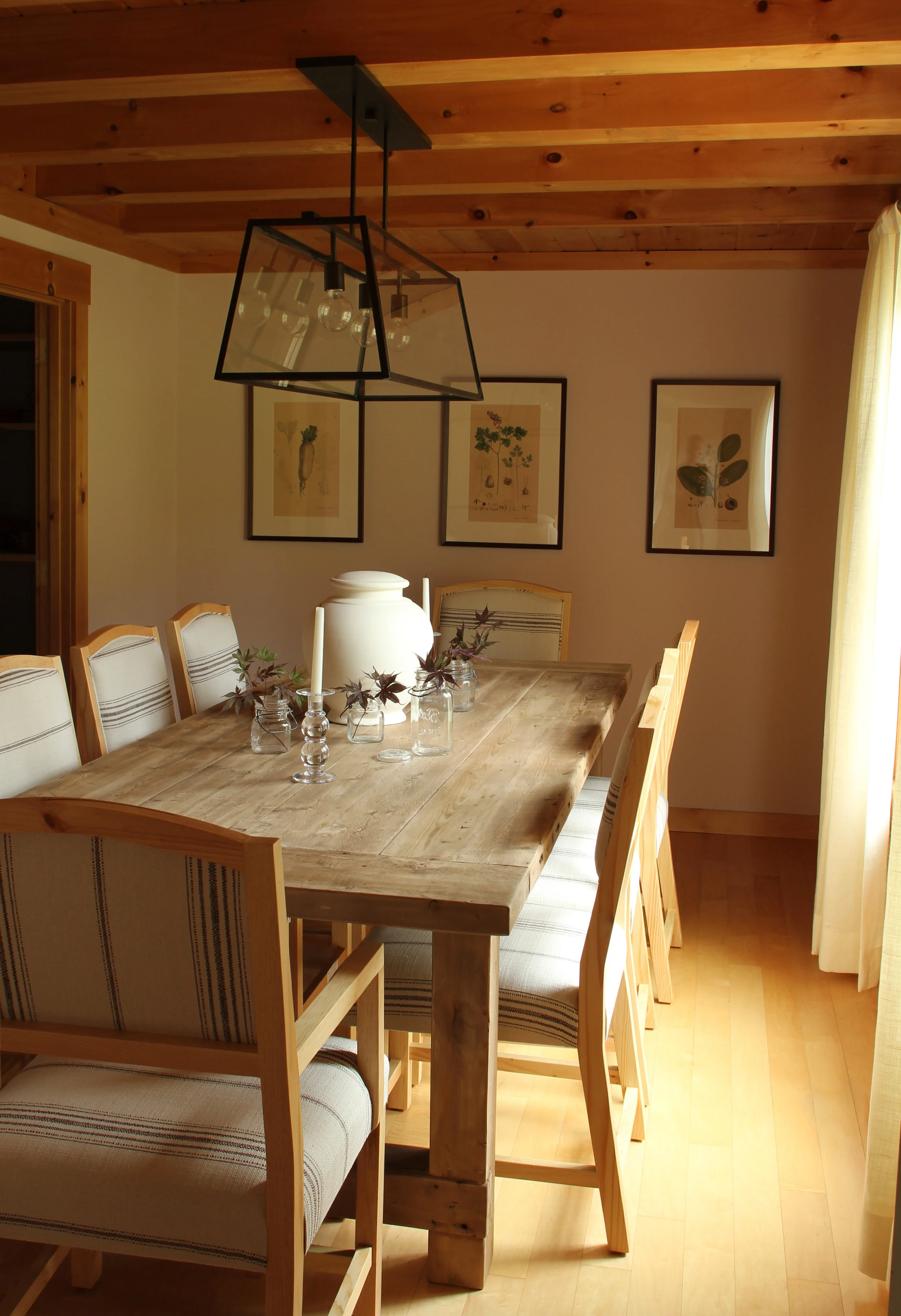 8_Vermont Dining Room.jpg