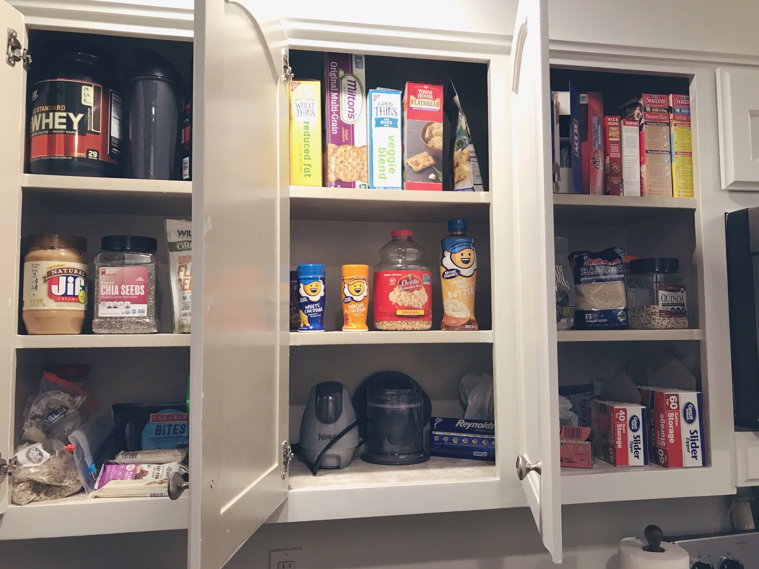 Can you believe these are the cabinets after I moved some items into the armoire?? 