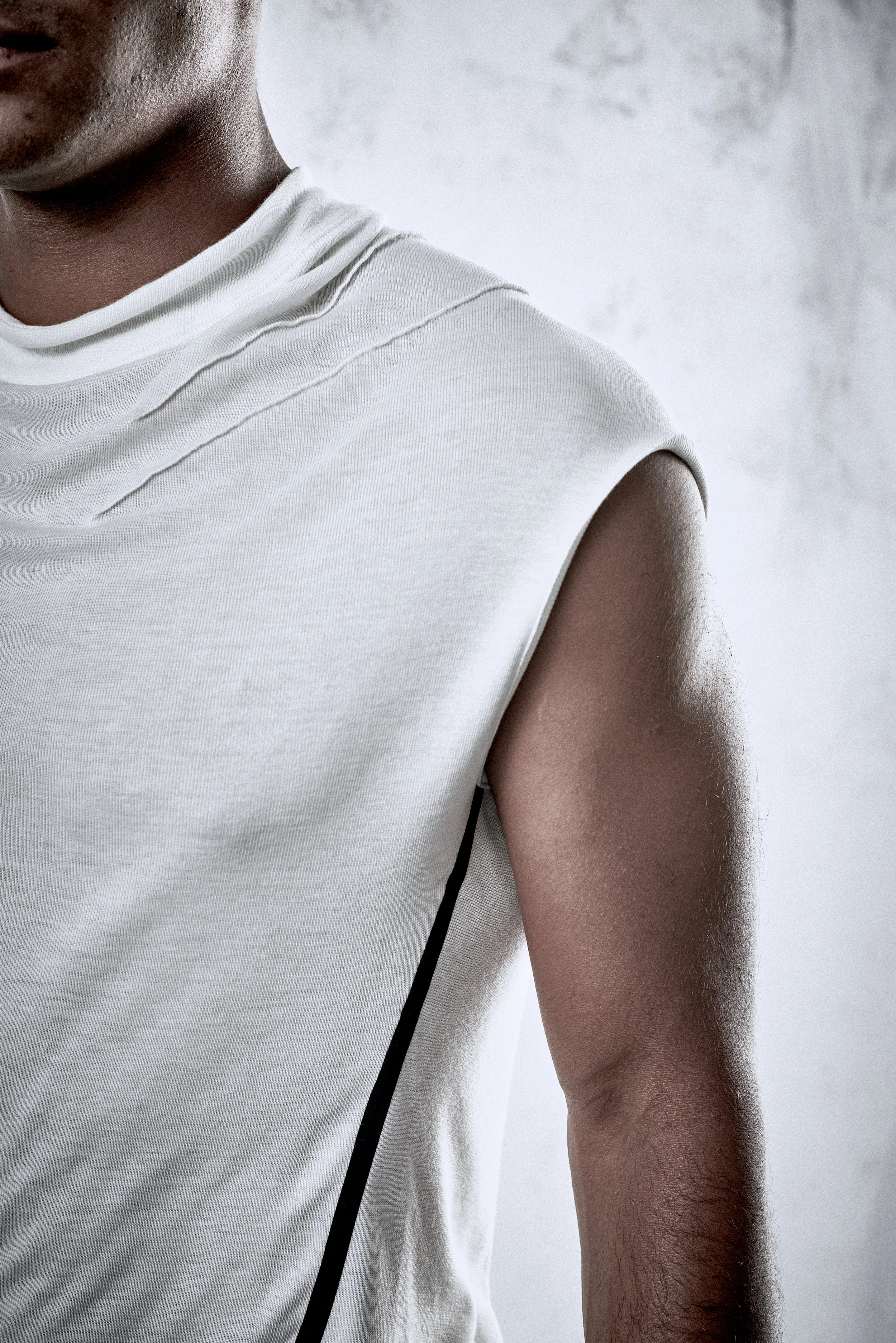 powha-off-white-cap-sleeved-top-6