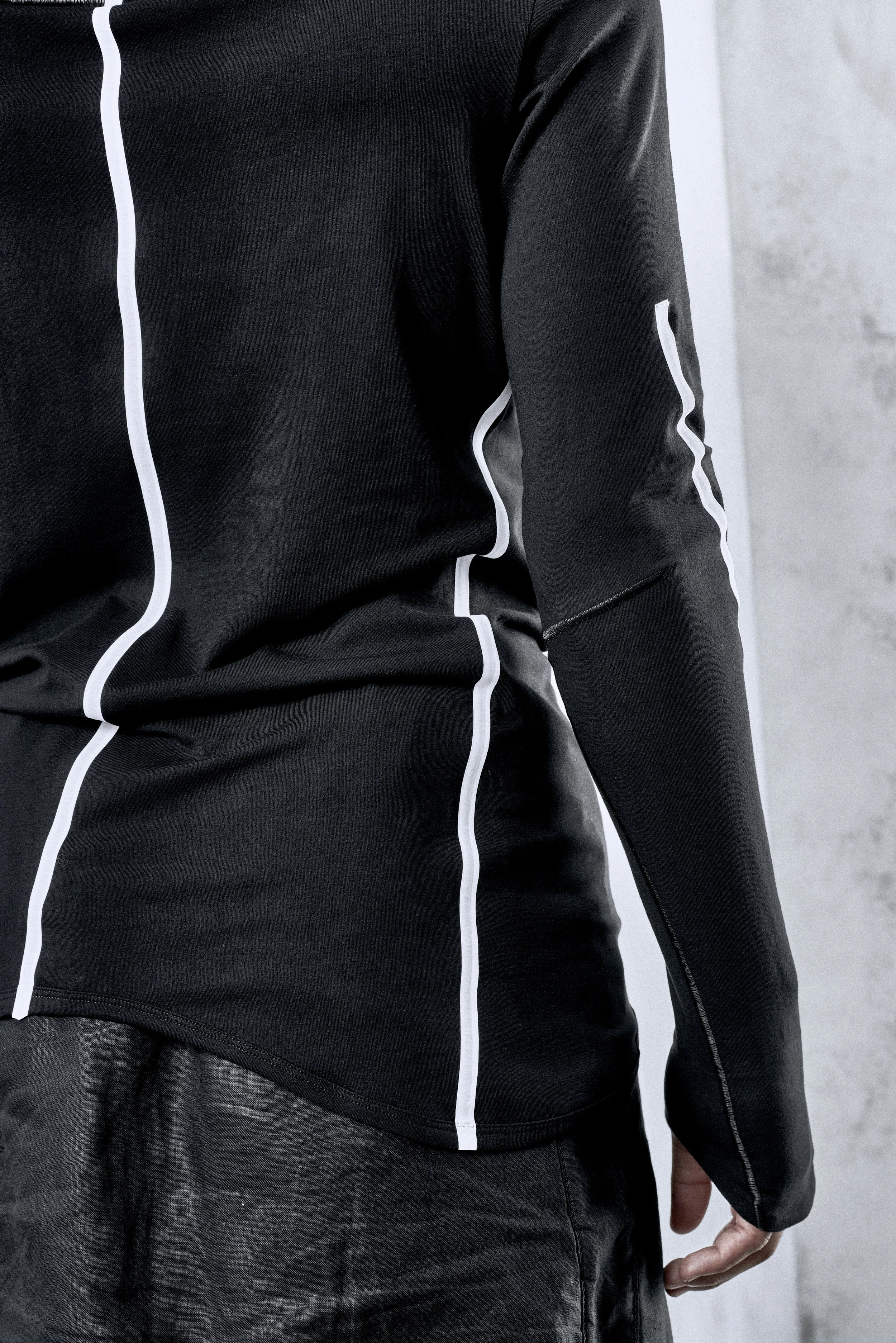 powha-long-sleeved-black-bonded-top-6