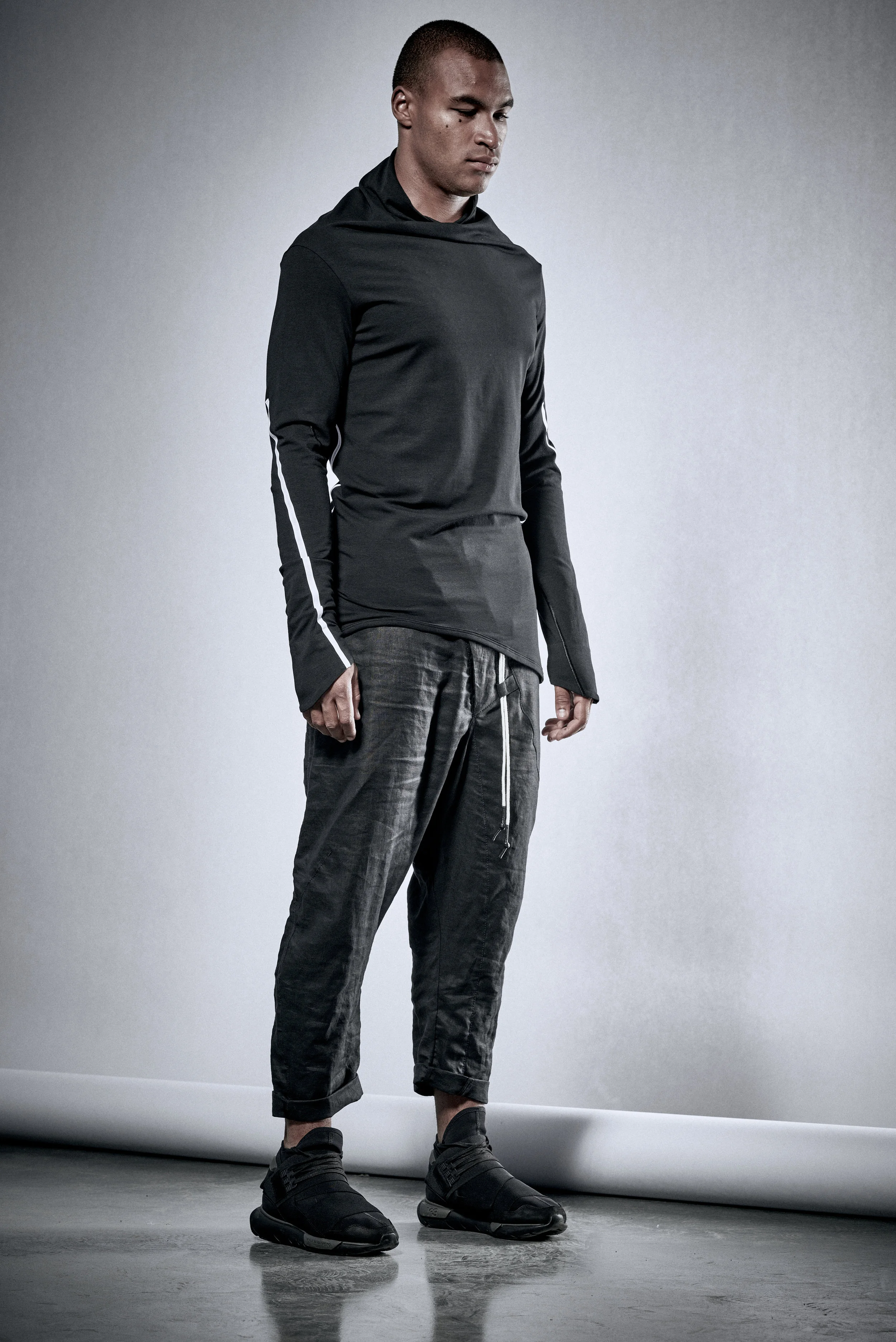 powha-long-sleeved-black-bonded-top-2