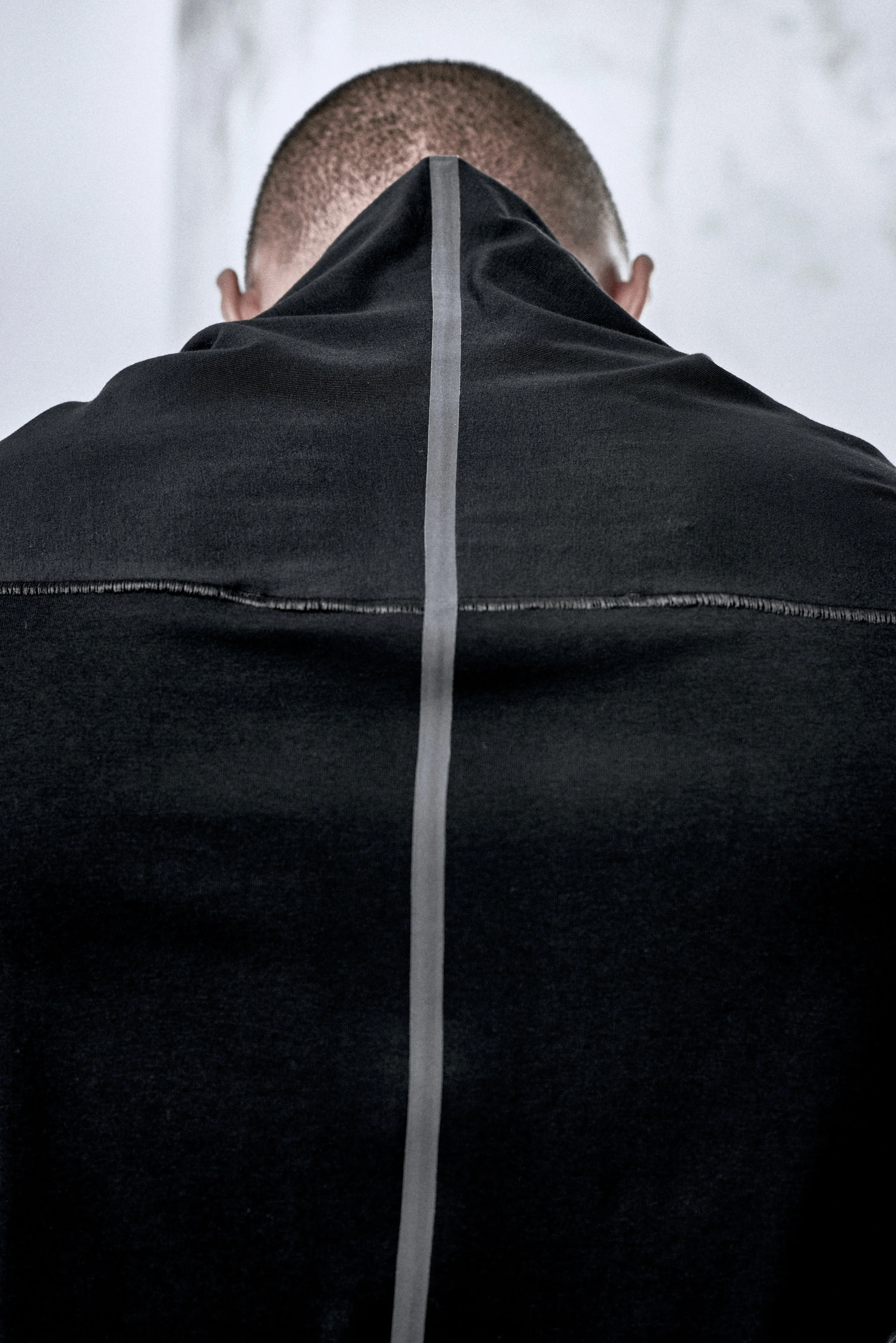 powha-long-sleeved-black-urban-top-6