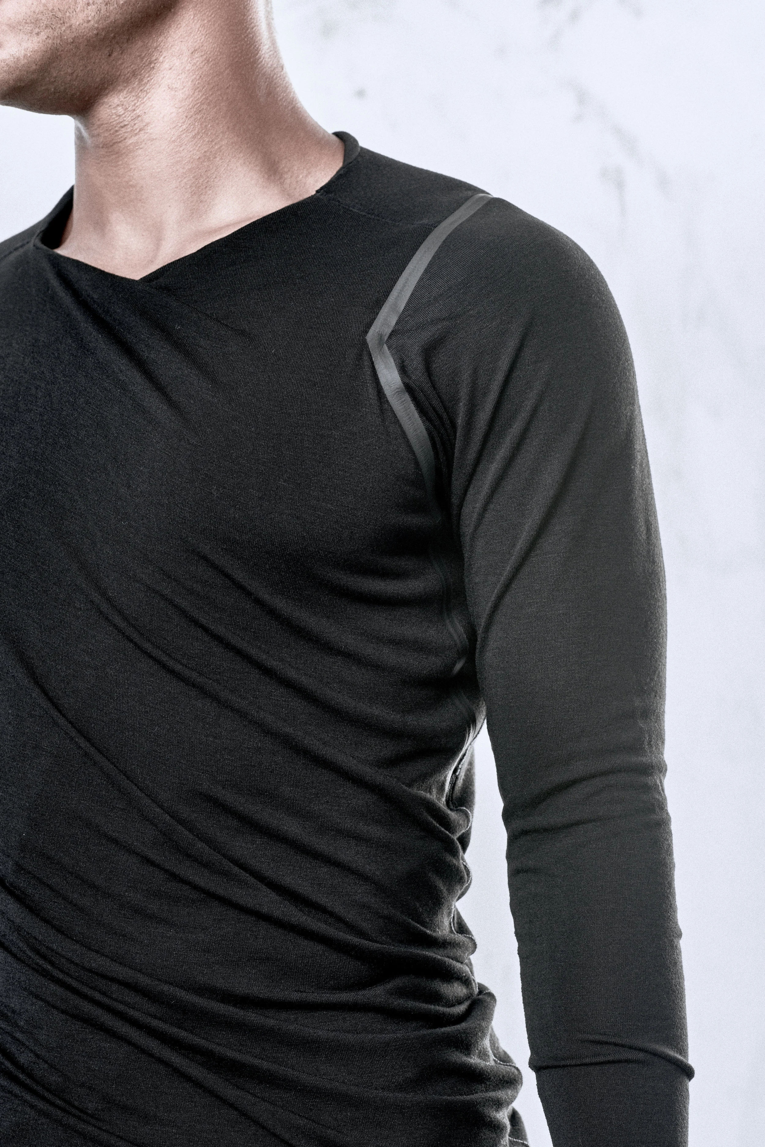 powha-black-twisted-long-sleeved-top-5