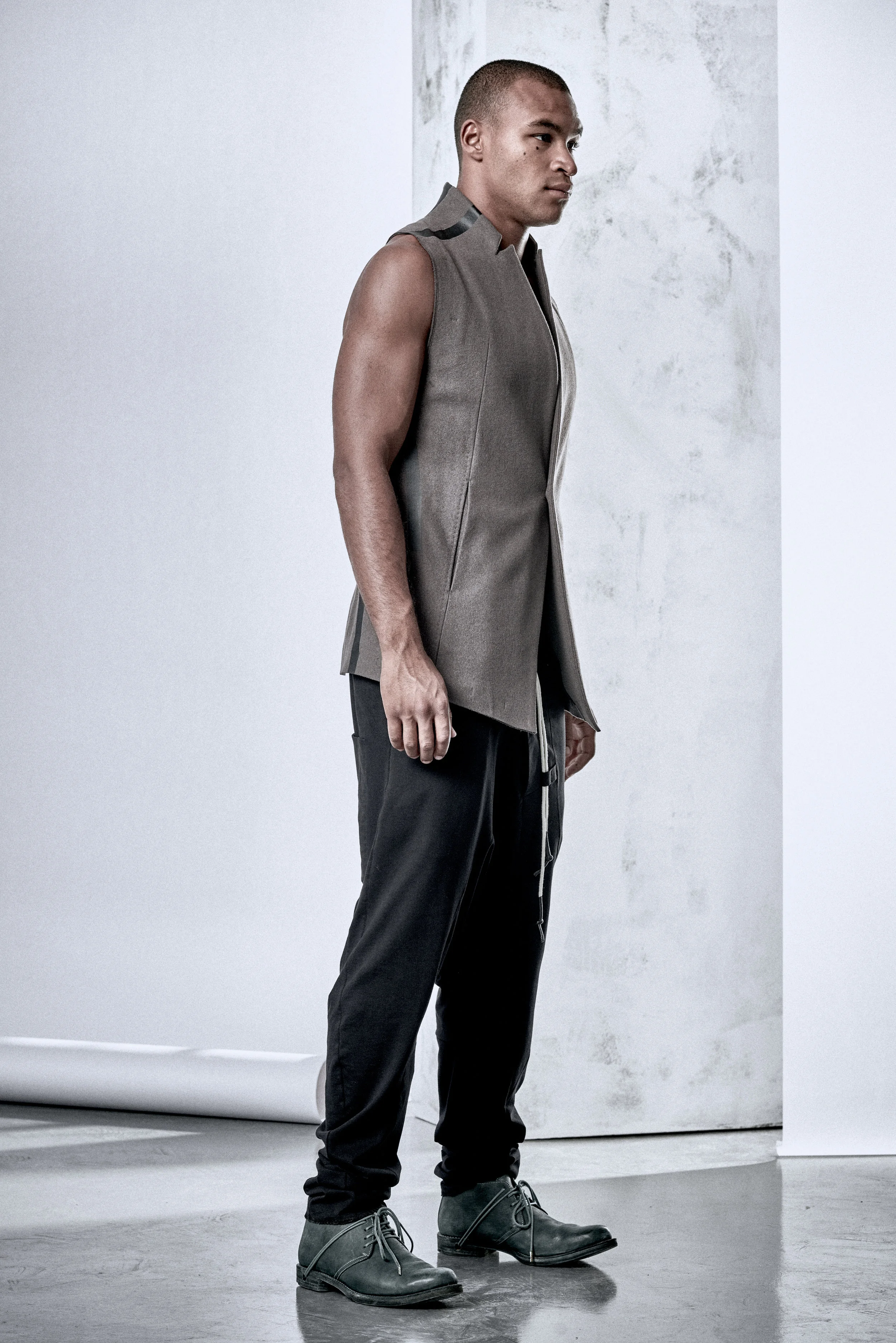 powha-brown-wool-tailored-vest-8