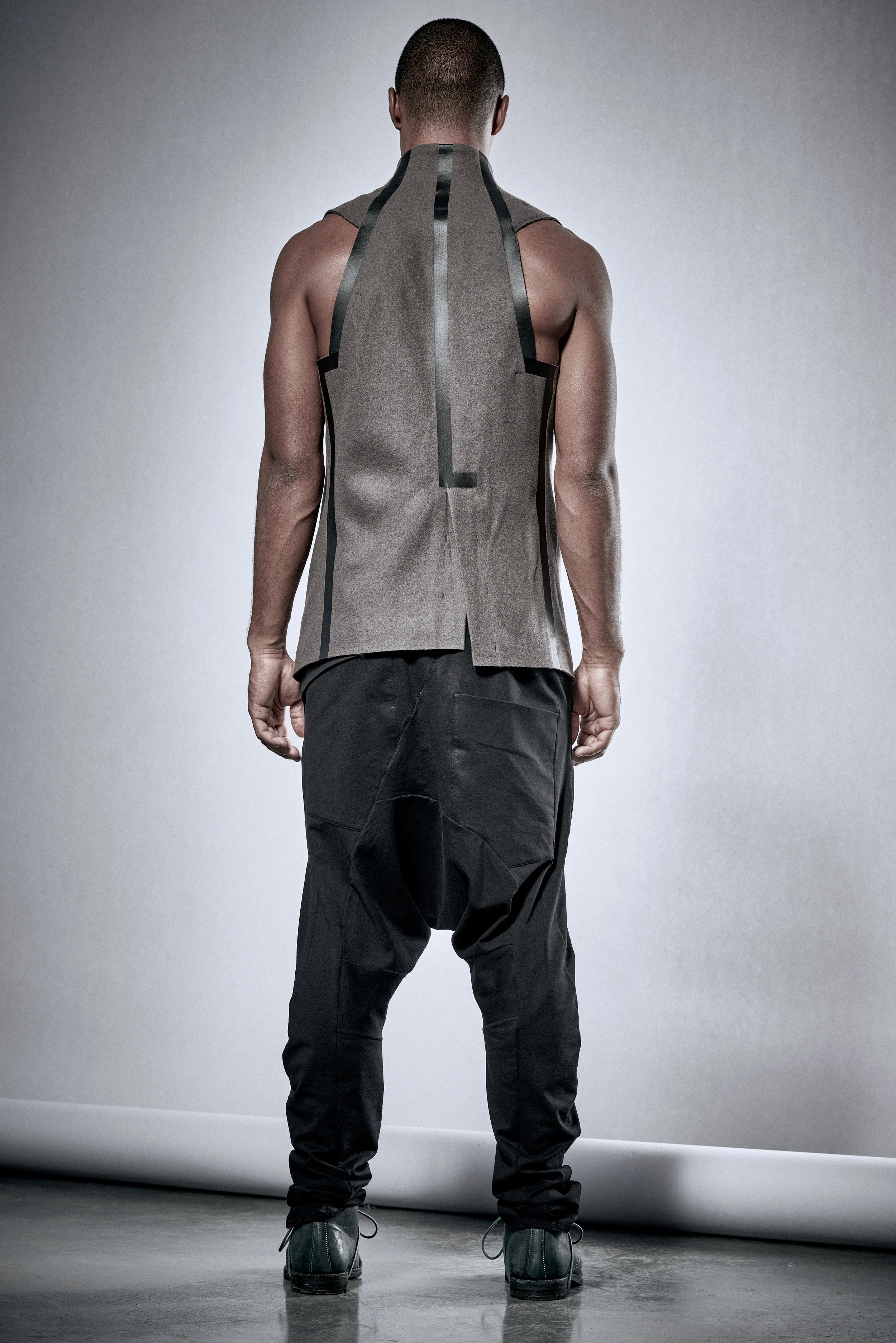 powha-brown-wool-tailored-vest-3