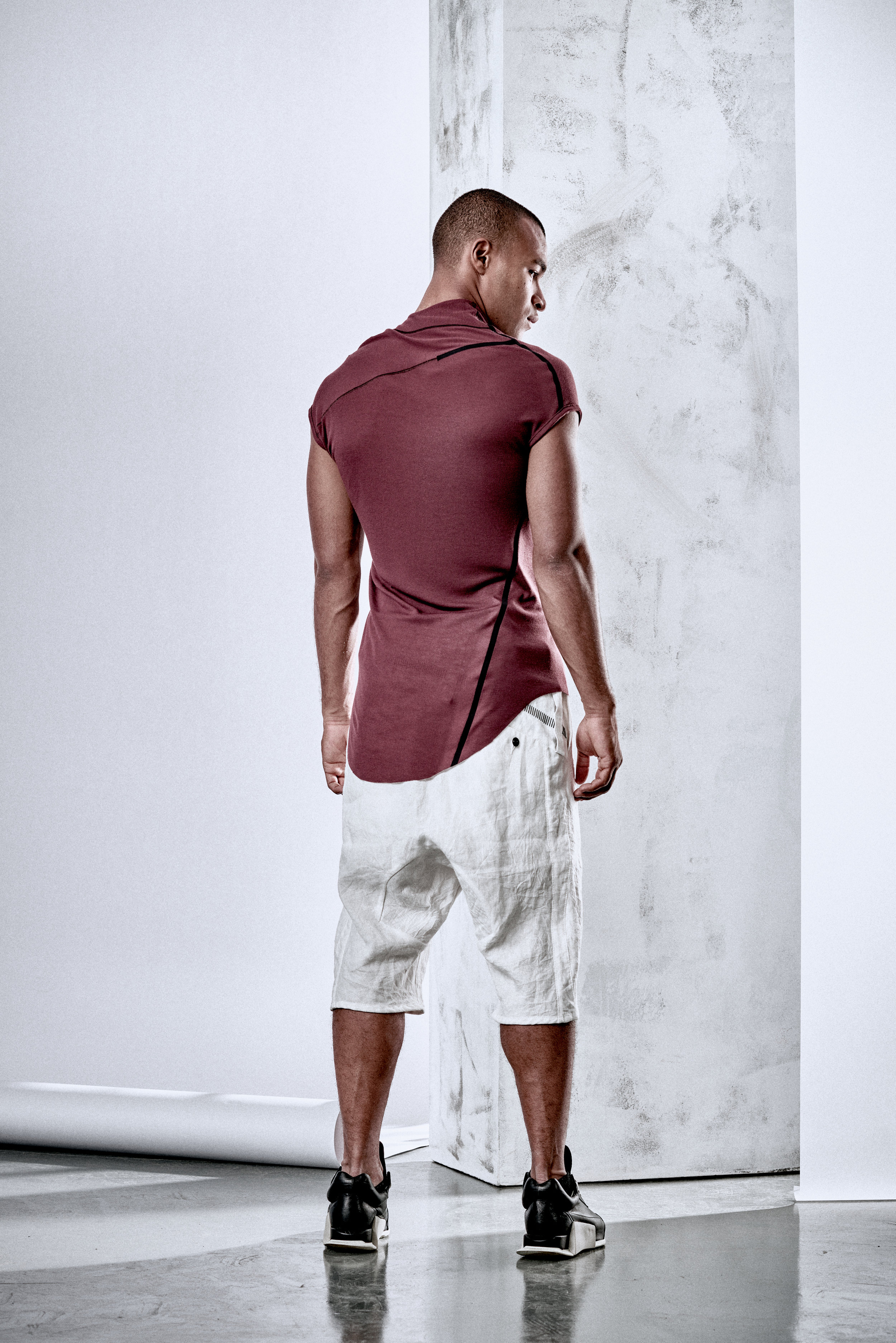 powha-off-white-boiled-linen-shorts-9