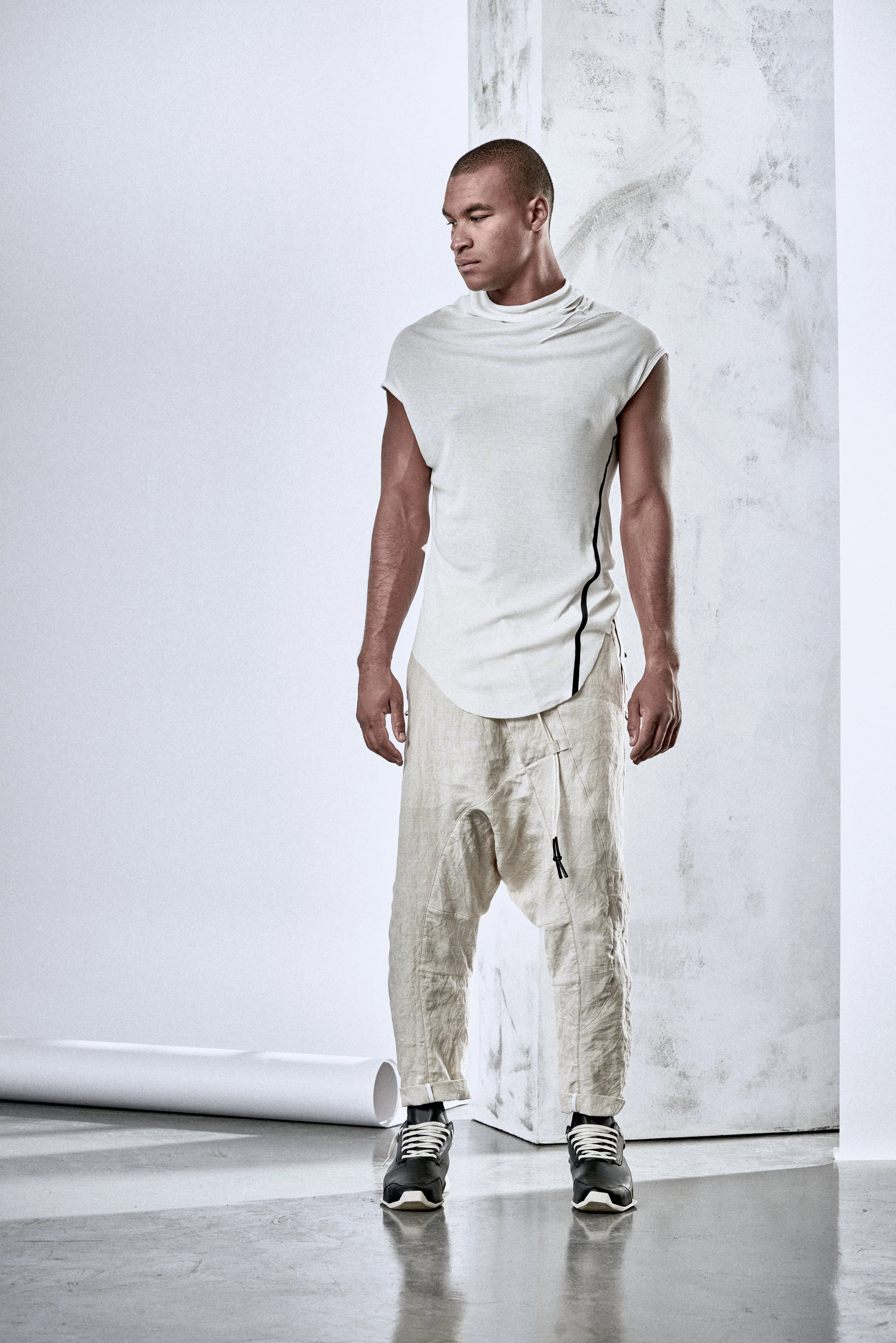 powha-natural-boiled-linen-trousers-9