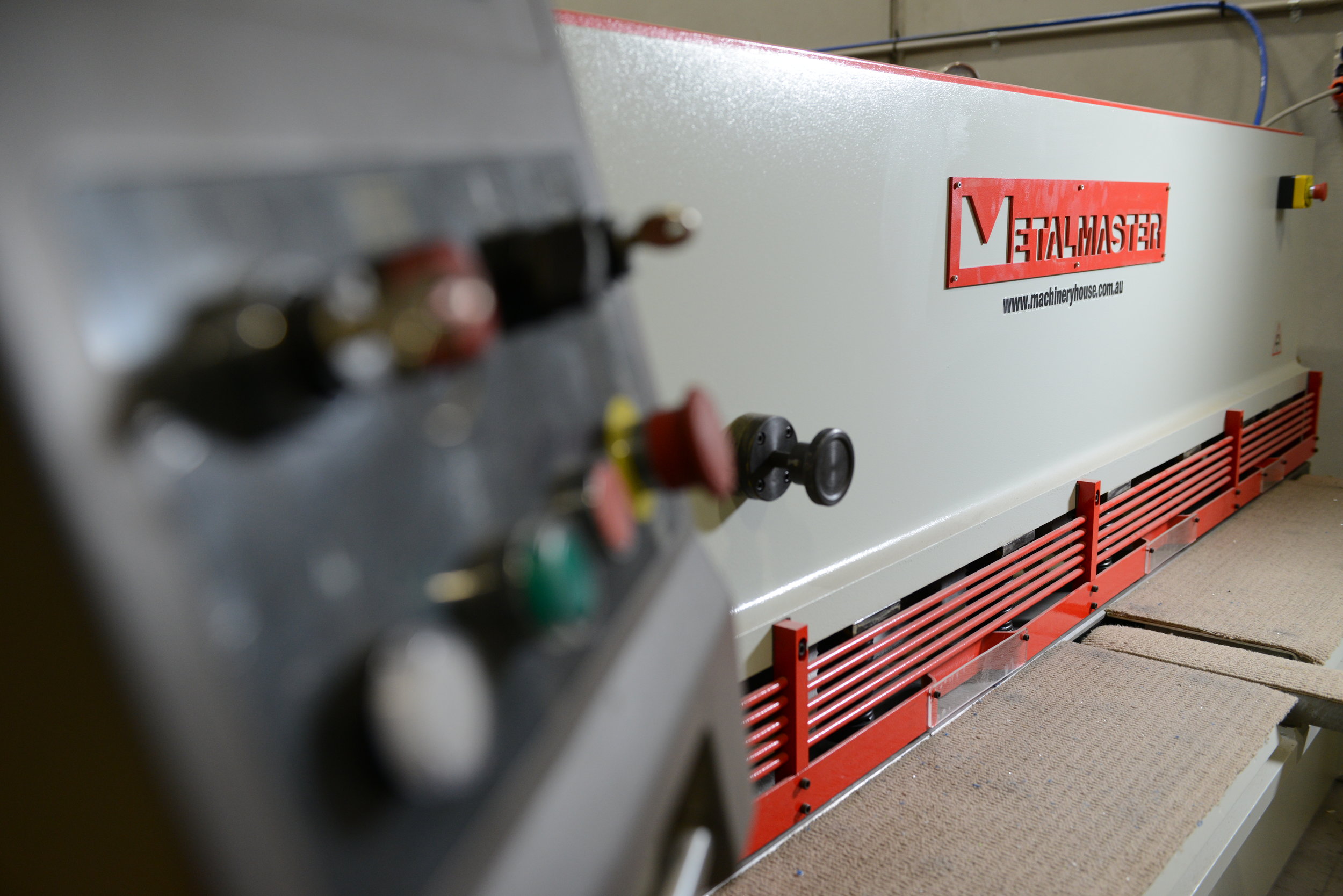 MetalMaster HG-2504 Guillotine