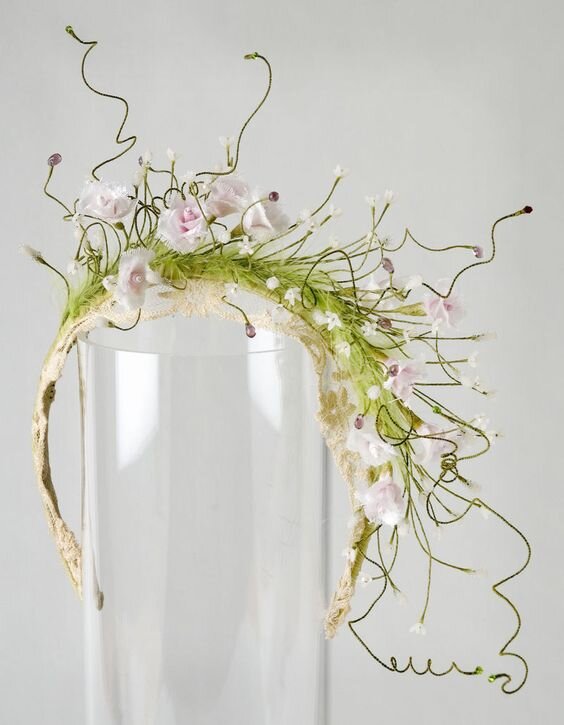 Wedding hairstyles with flowers- greenery head band.jpg