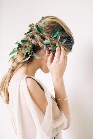 Wedding hairstyles with flowers - single foliage.jpg