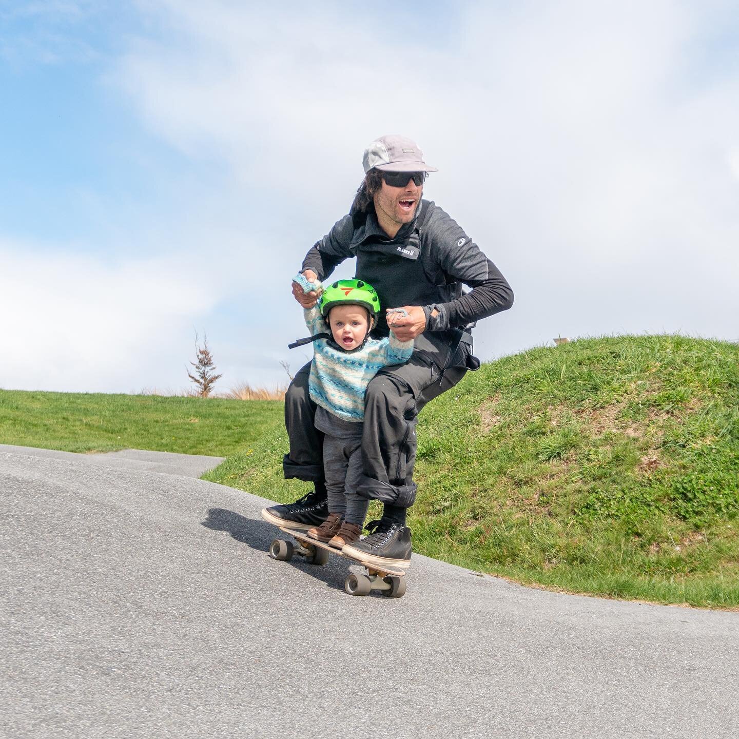 Post ski pump track sessions with Tula. 

@deucesneakers making the flow easy.