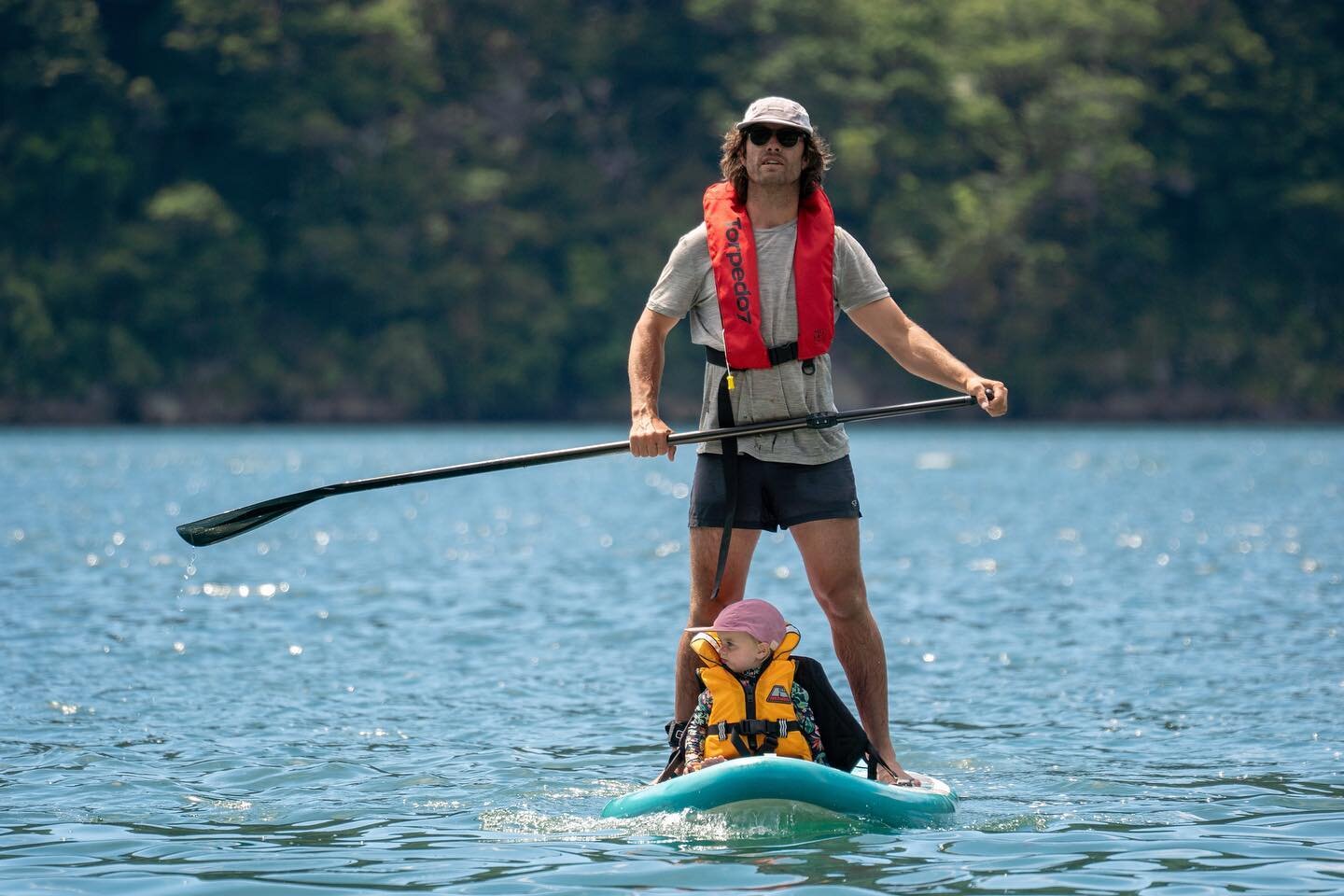 Tula &amp; daddy exploring the high seas.

🛶 @torpedo7 
📷 @little_difference 

#seeyououtthere #t7athletes #torpedo7 #sup