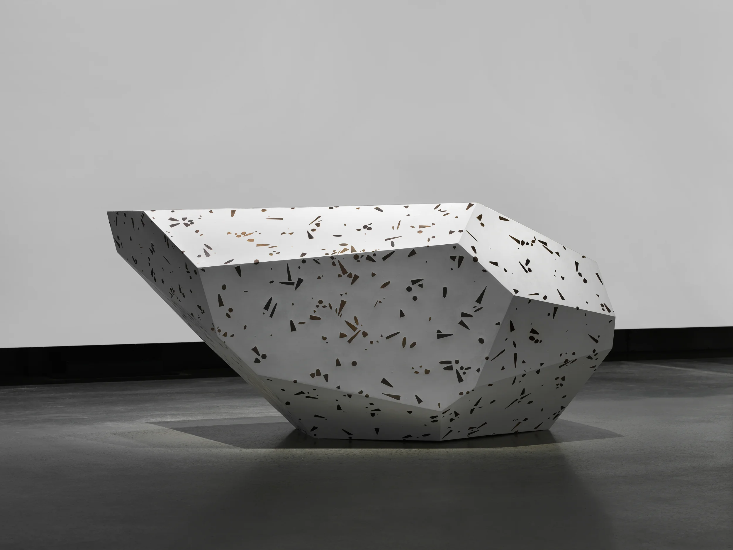 Sans titre 2008 Hubert Duprat (Born 1957, Nérac, France; lives and works in southern France) Synthetic gypsum plaster, brass FRAC Languedoc-Roussillon, Montpellier