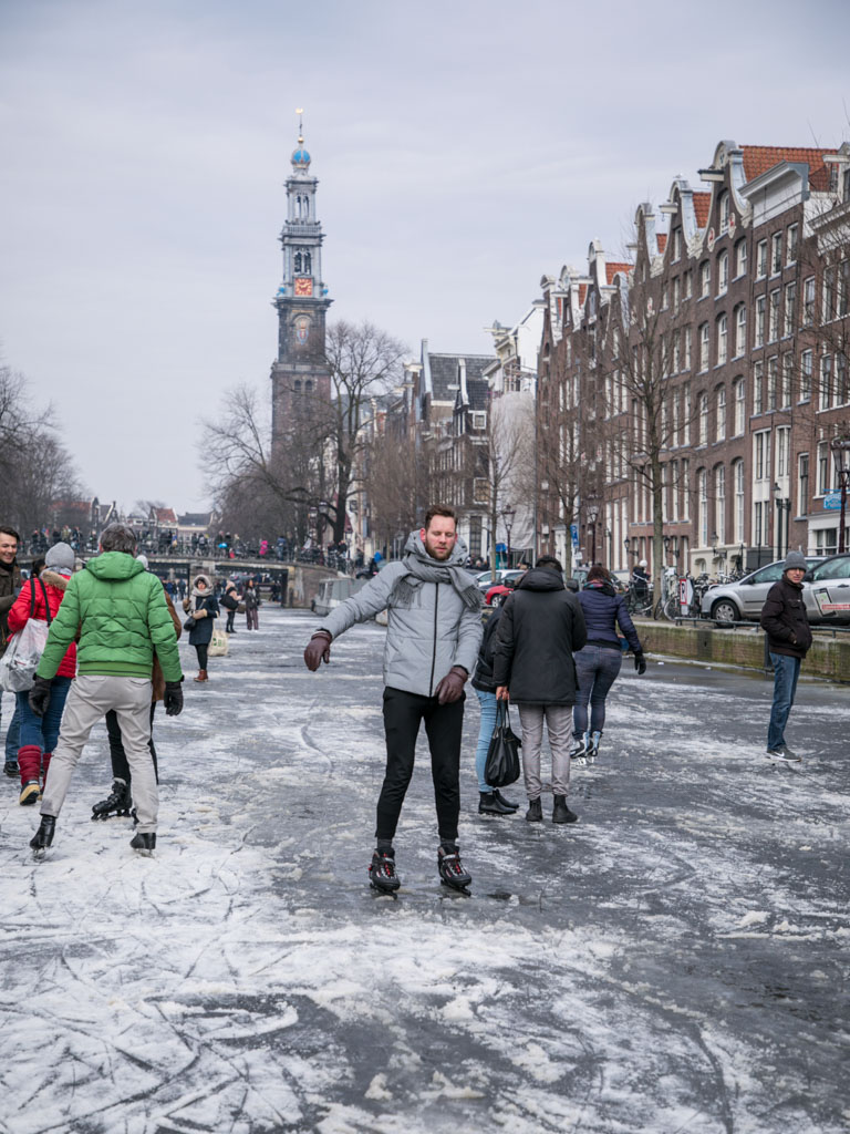 LilyWanderlust-Amsterdam-Frozen-Canals-48.jpg