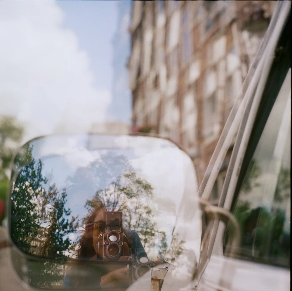 LilyWanderlust-Rolleiflex-Reflections-KodakGold-©LilyHeaton2024-08.jpg