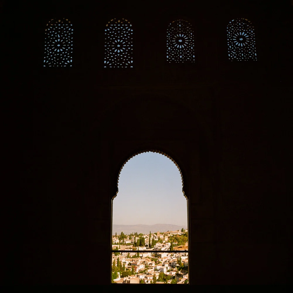 LilyWanderlust-Alhambra-Generalife-Gardens-Kodak-Gold-©LilyHeaton2024-08.jpg