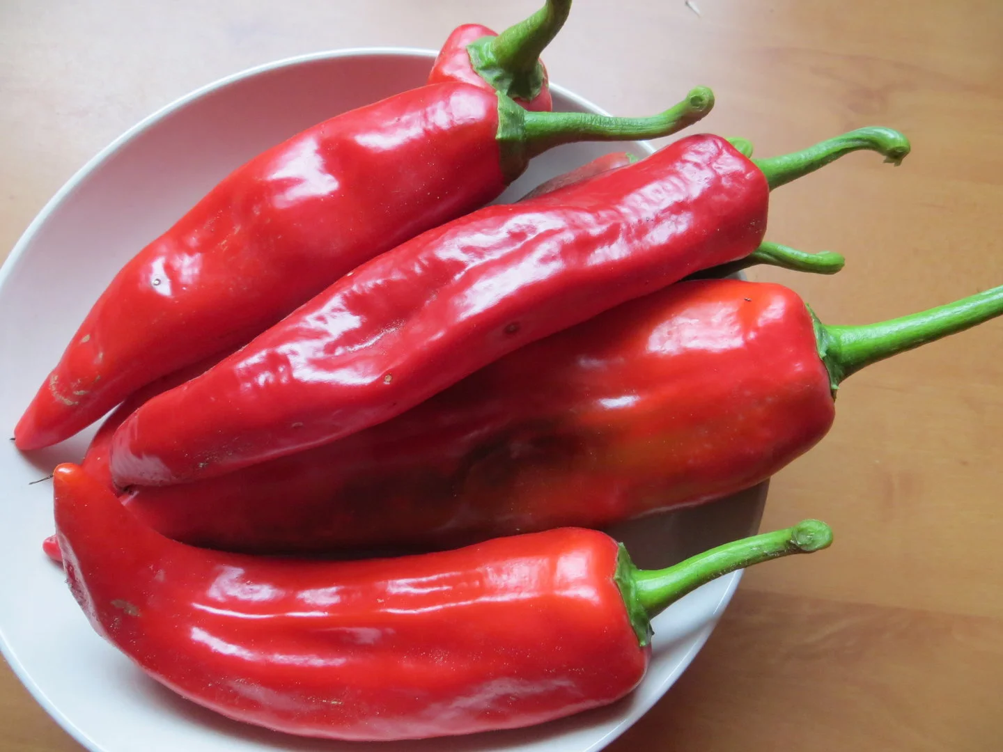 anaheim_chilifruchte_rot.jpg