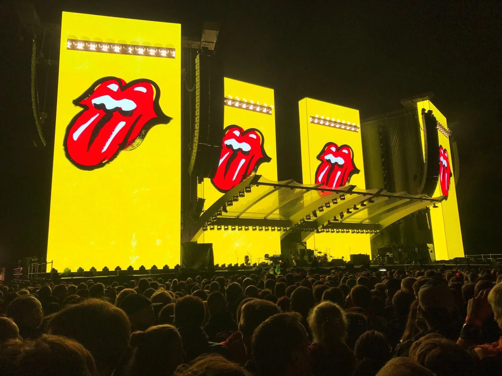 Rolling Stones` No Filter Tour - от мястото на събитието с Виктория Илиева